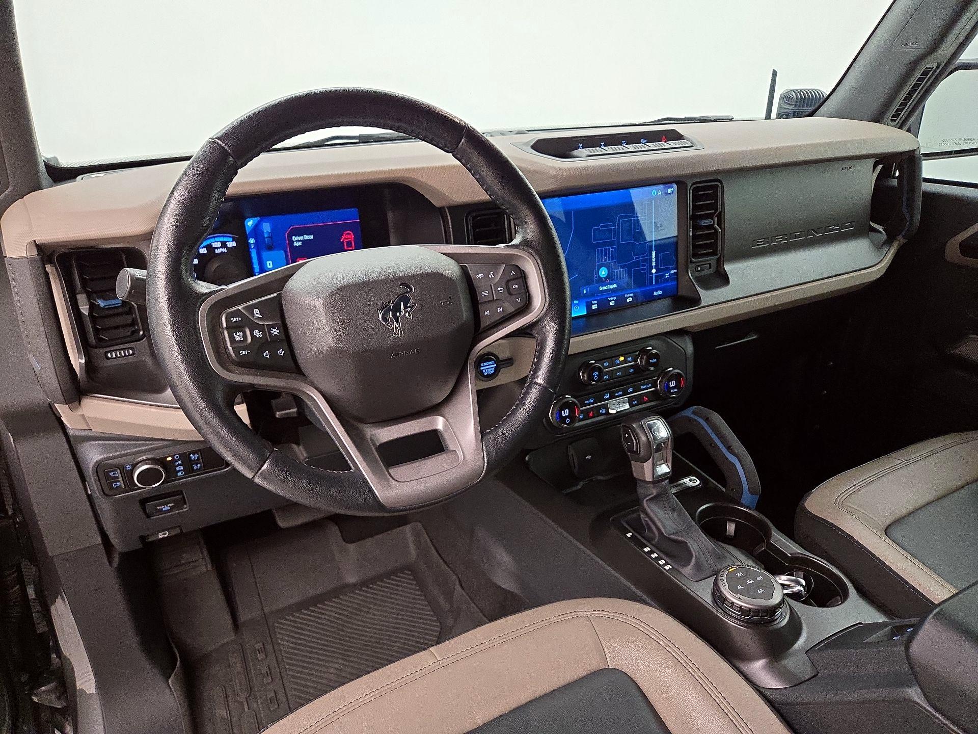 Thumbnail: 2023 Ford Bronco - 9
