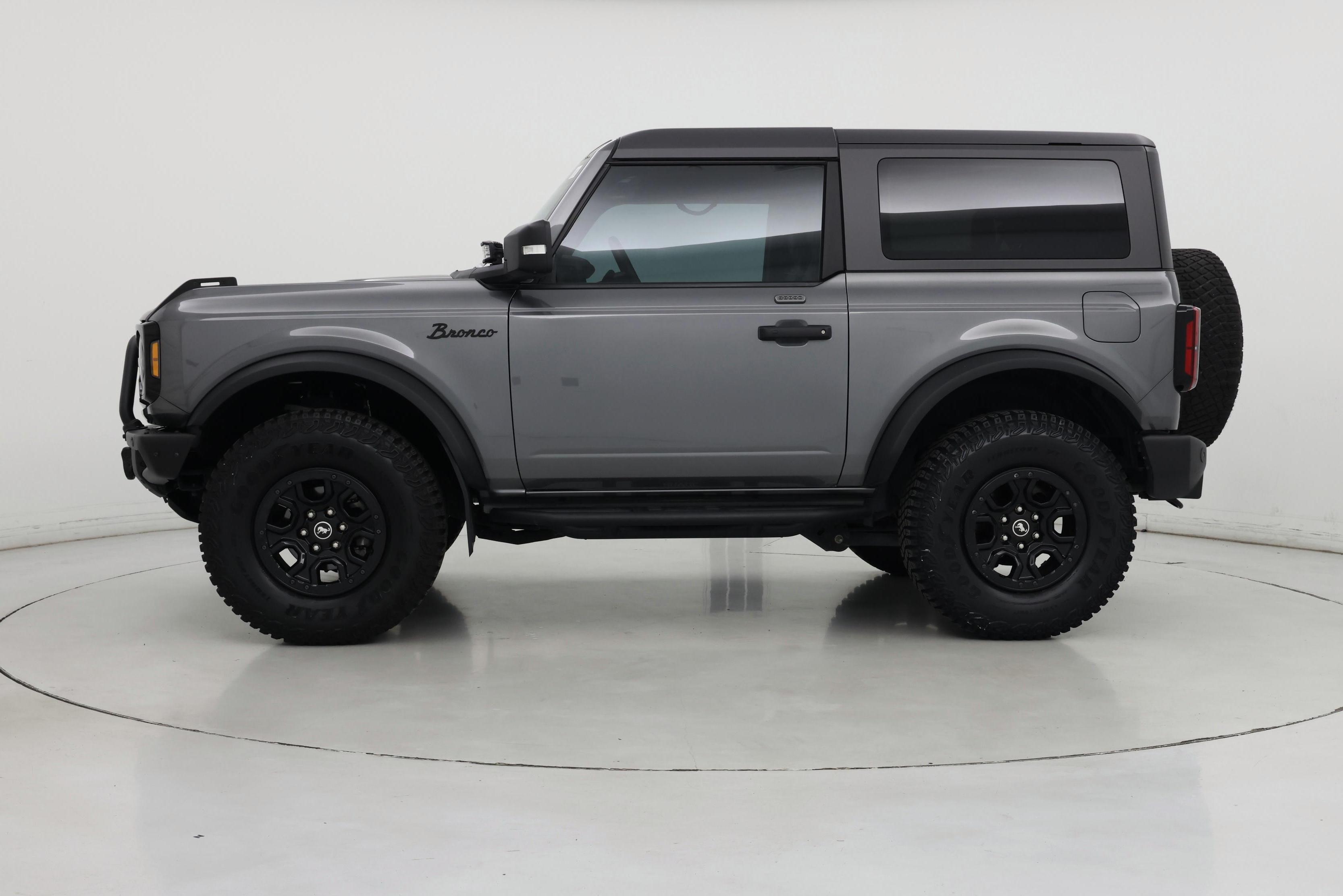 Thumbnail: 2023 Ford Bronco - 3
