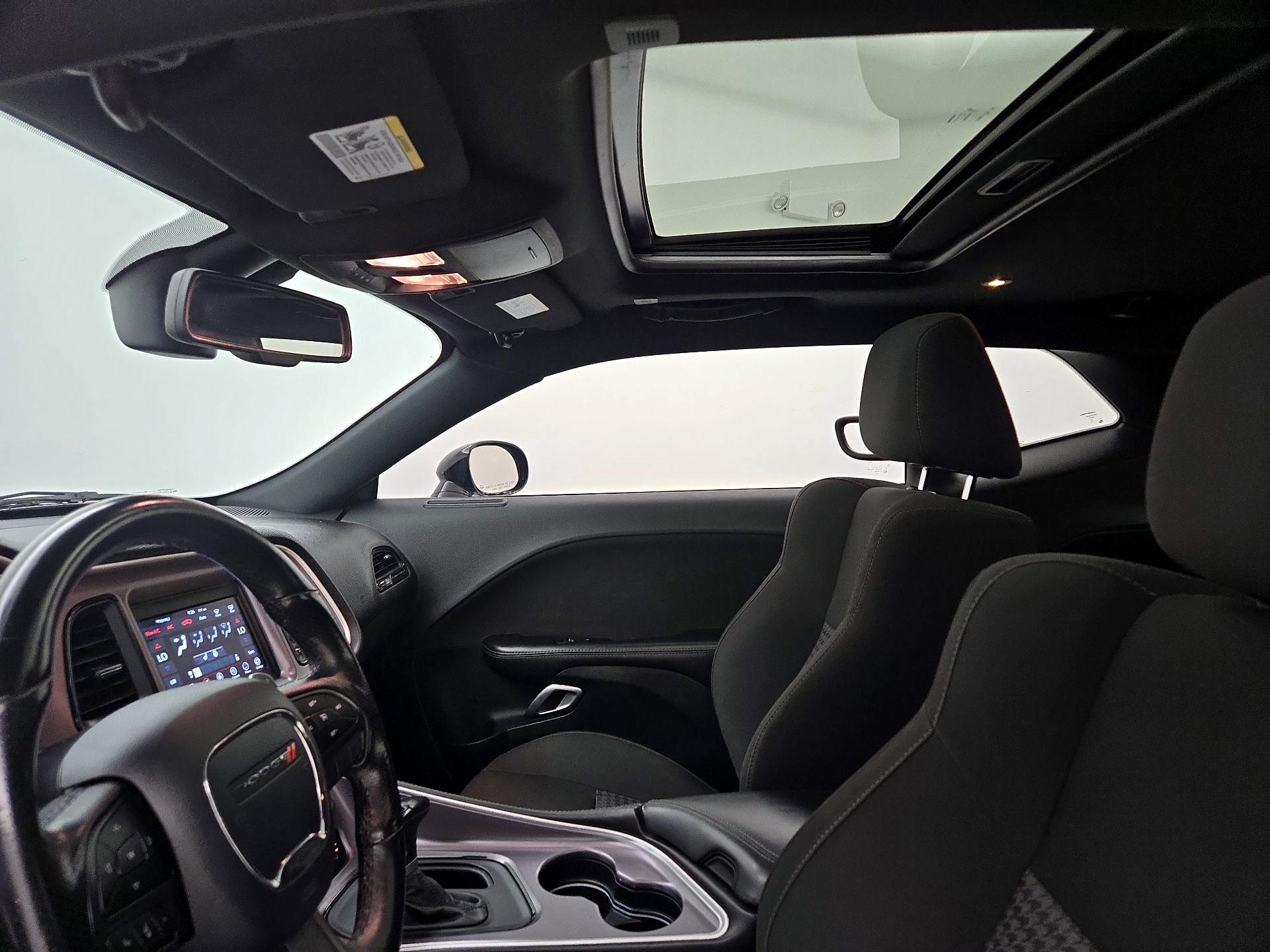Thumbnail: 2019 Dodge Challenger - 19