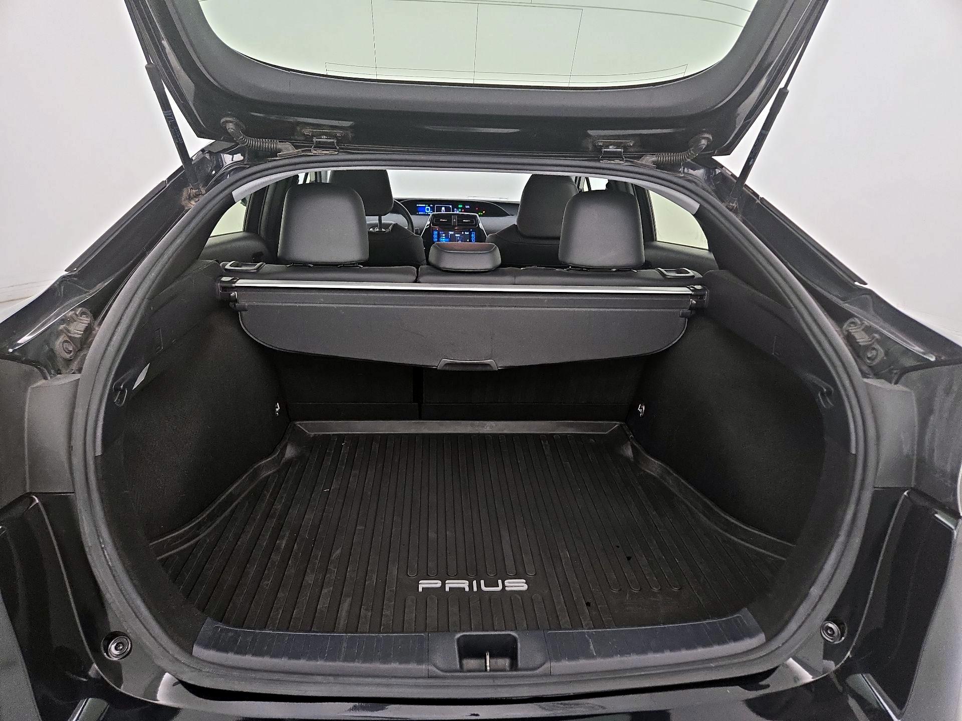 Thumbnail: 2016 Toyota Prius - 19