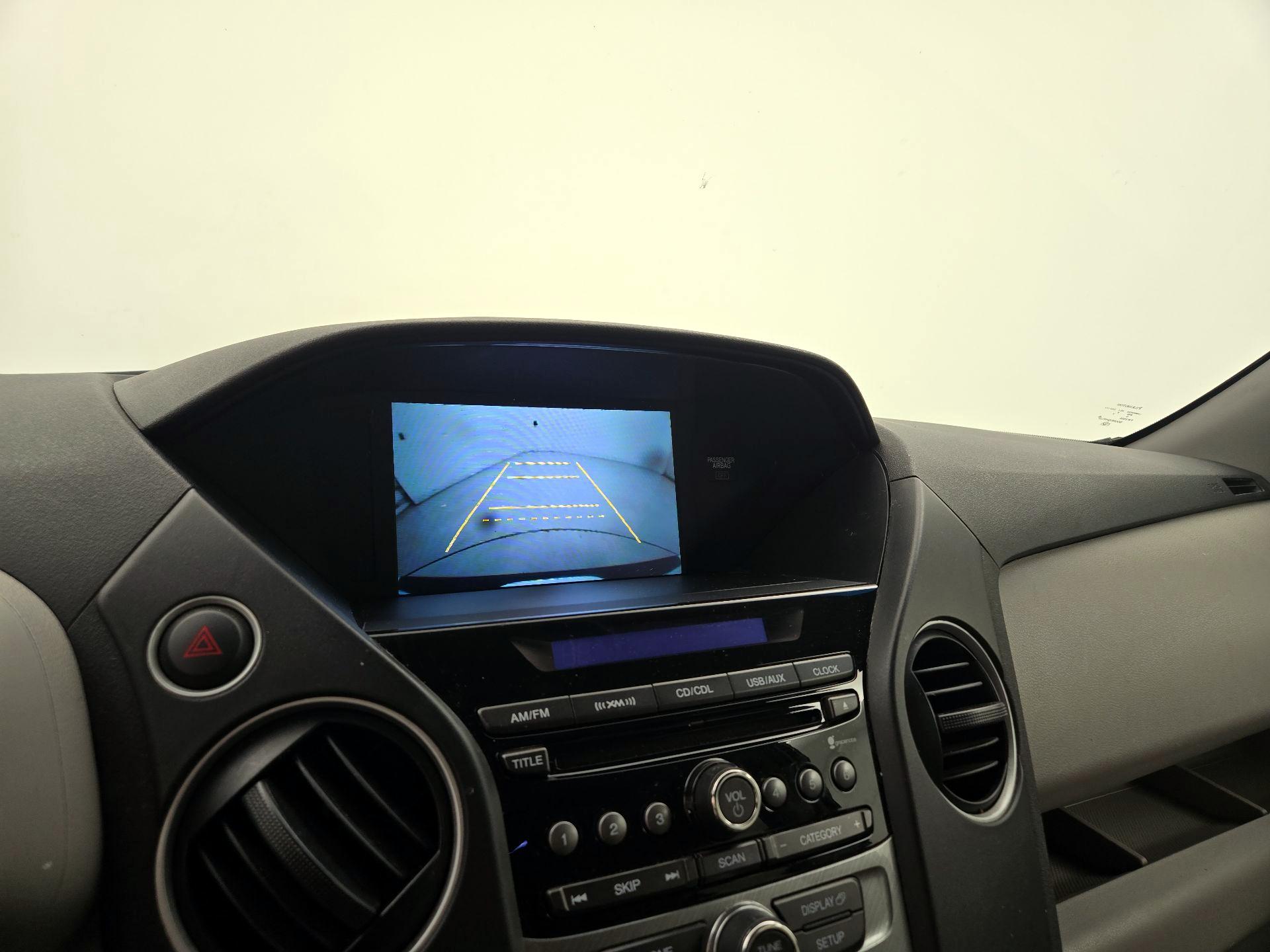 Thumbnail: 2015 Honda Pilot - 14