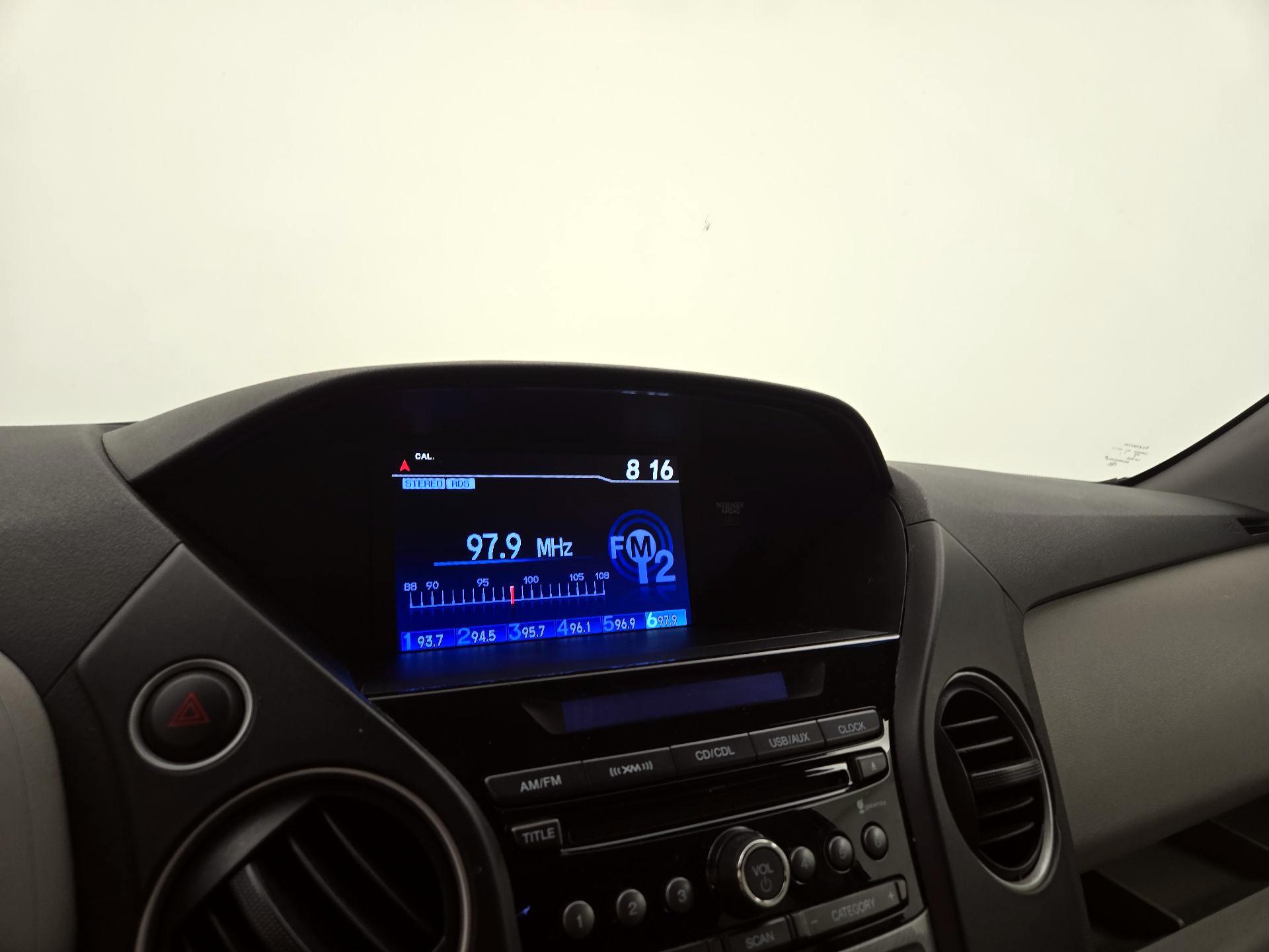 Thumbnail: 2015 Honda Pilot - 15