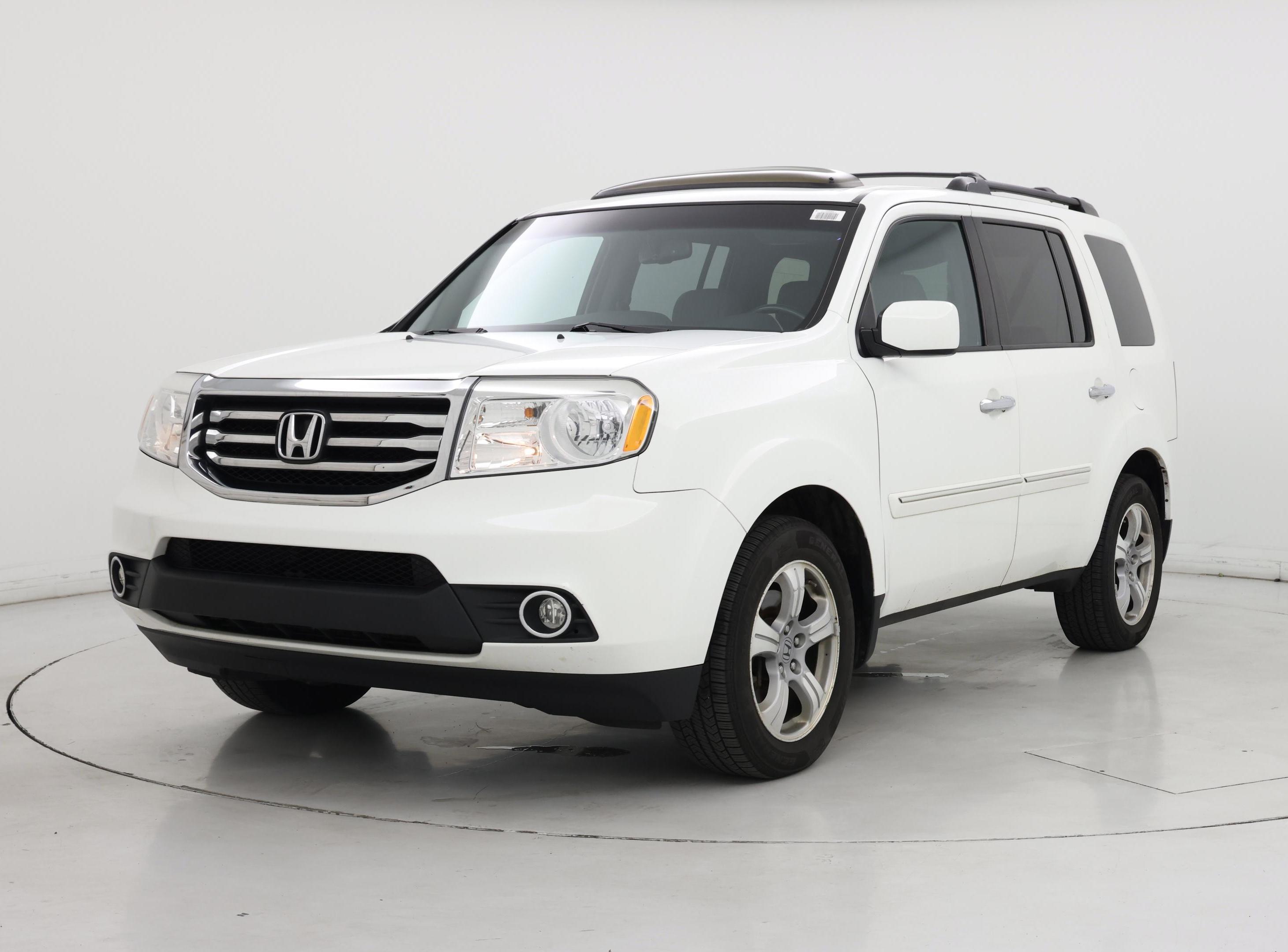 Thumbnail: 2015 Honda Pilot - 4