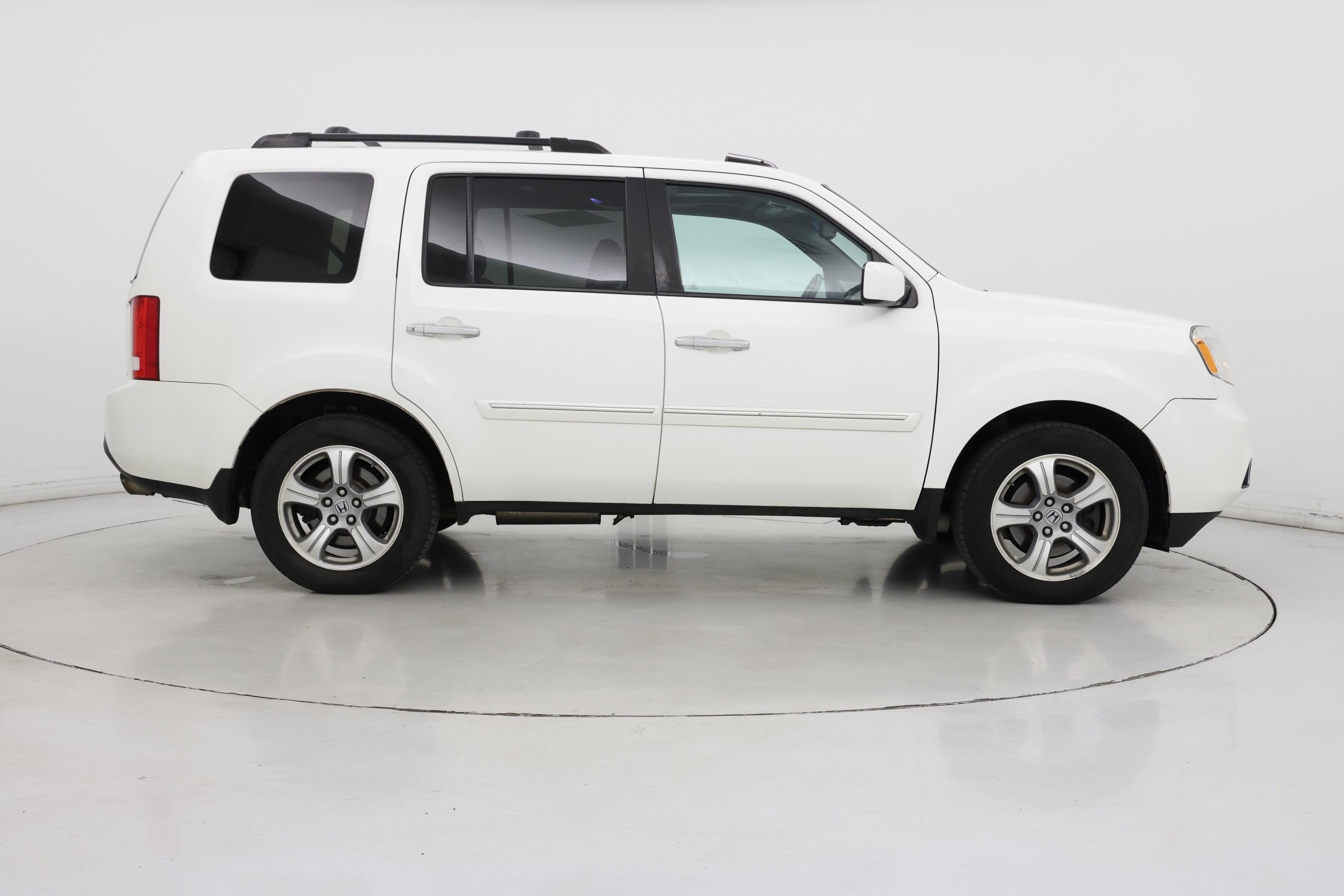 Thumbnail: 2015 Honda Pilot - 7