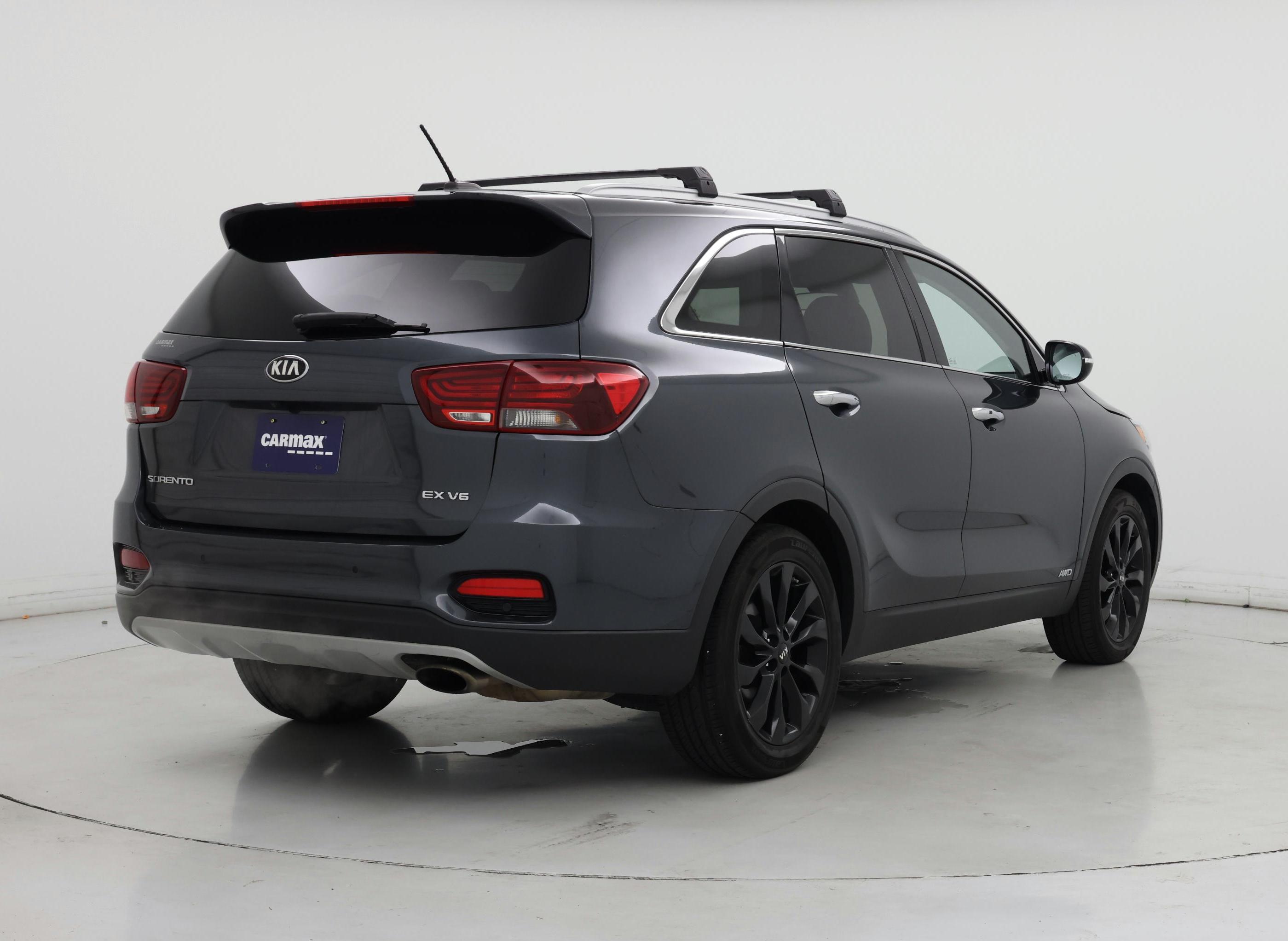 Thumbnail: 2020 Kia Sorento - 8