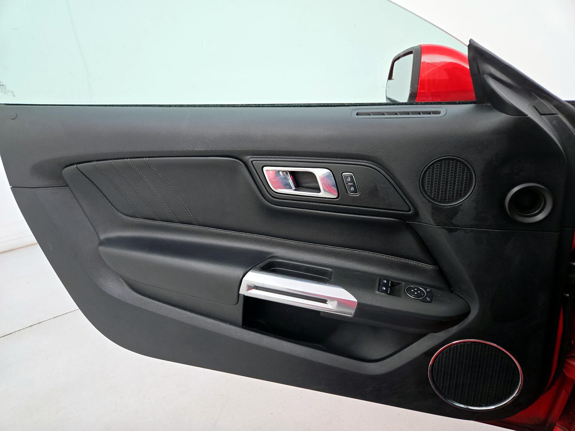 Thumbnail: 2016 Ford Mustang - 12