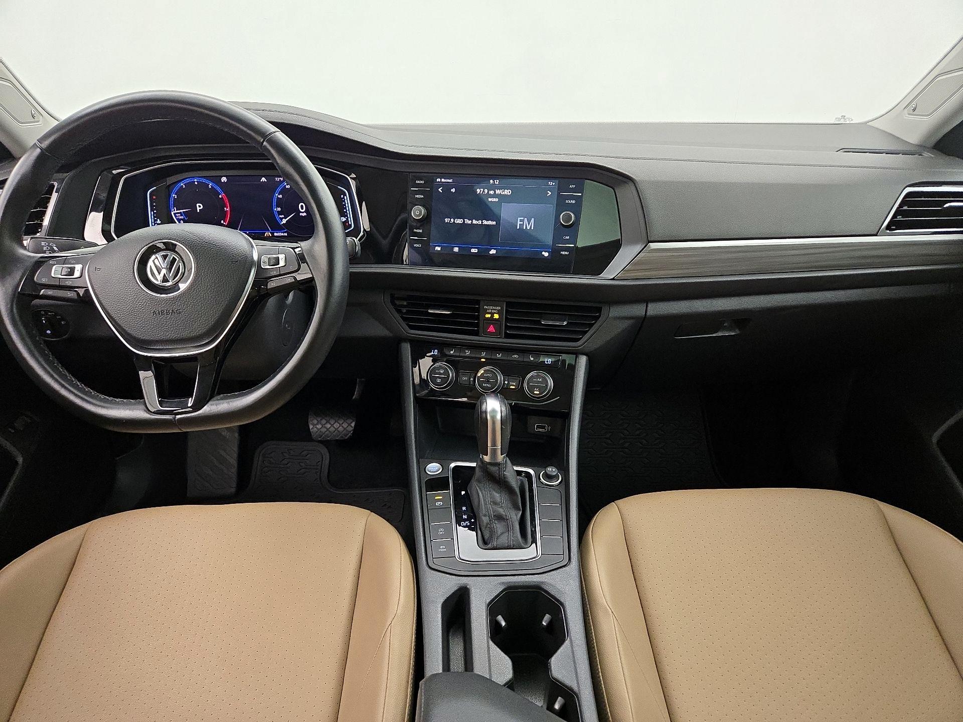 Thumbnail: 2019 Volkswagen Jetta - 9