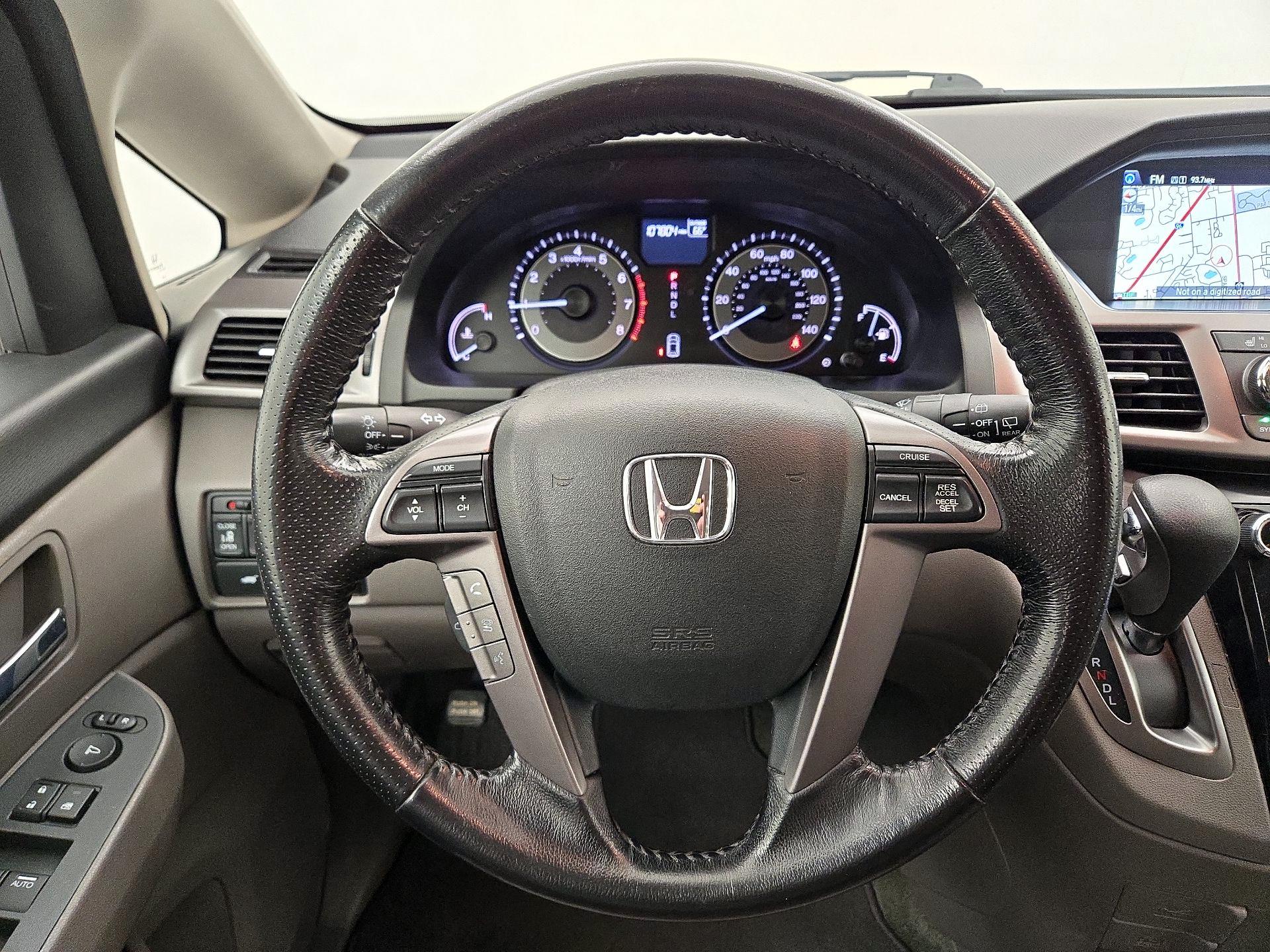 Thumbnail: 2015 Honda Odyssey - 10