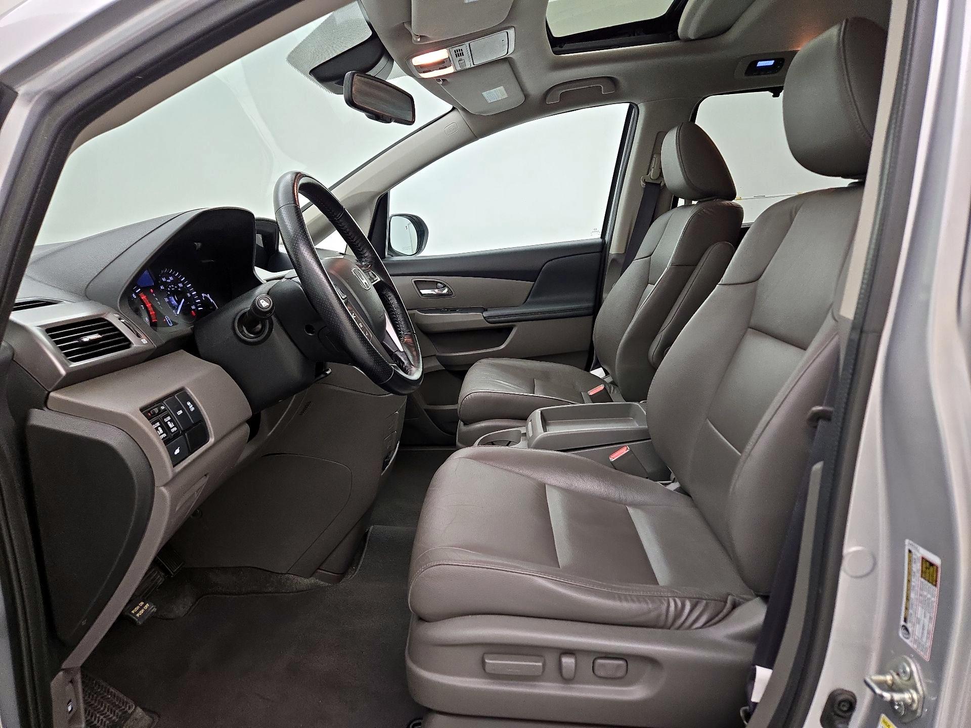 Thumbnail: 2015 Honda Odyssey - 11
