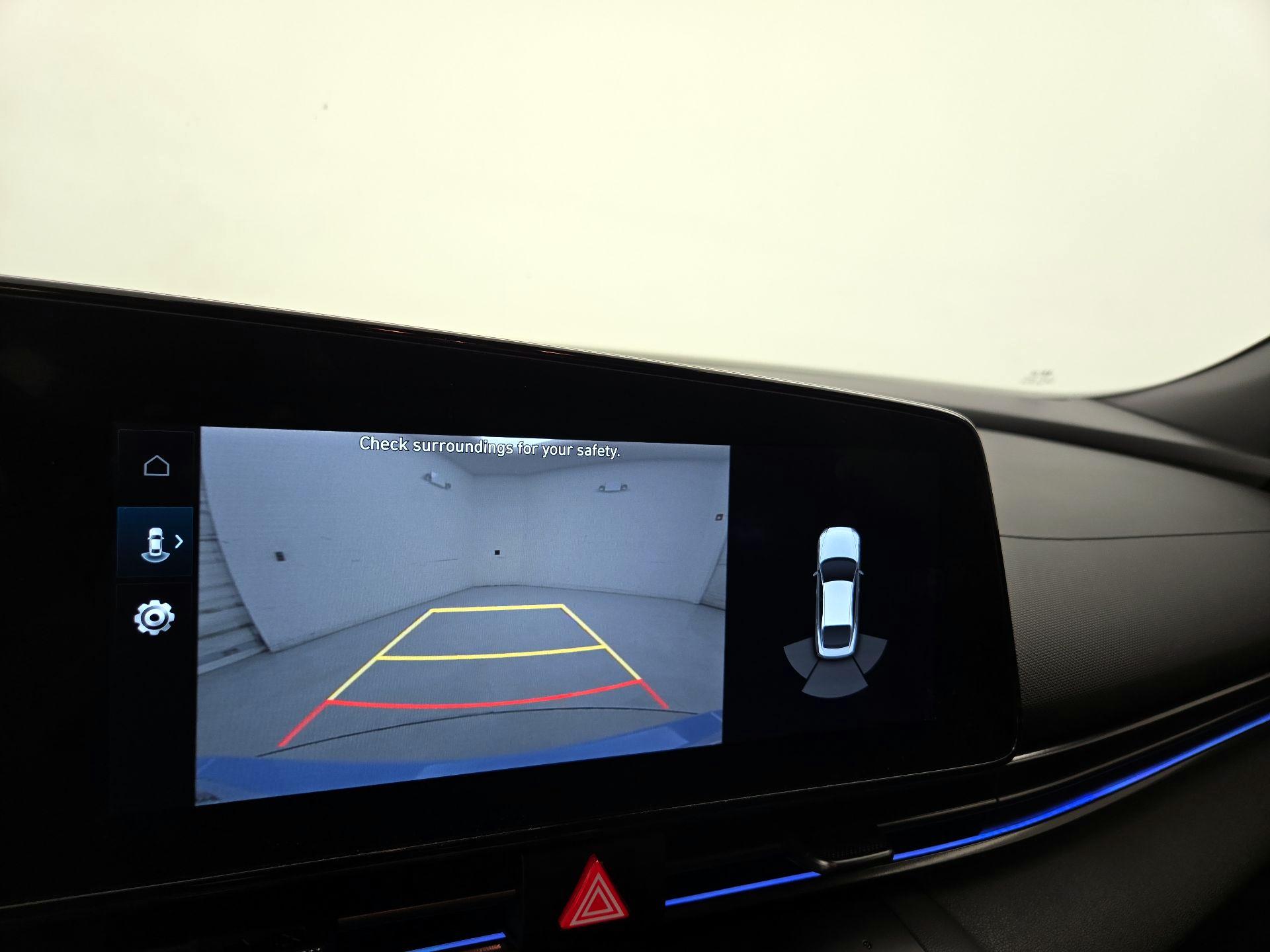 Thumbnail: 2022 Hyundai Elantra - 15