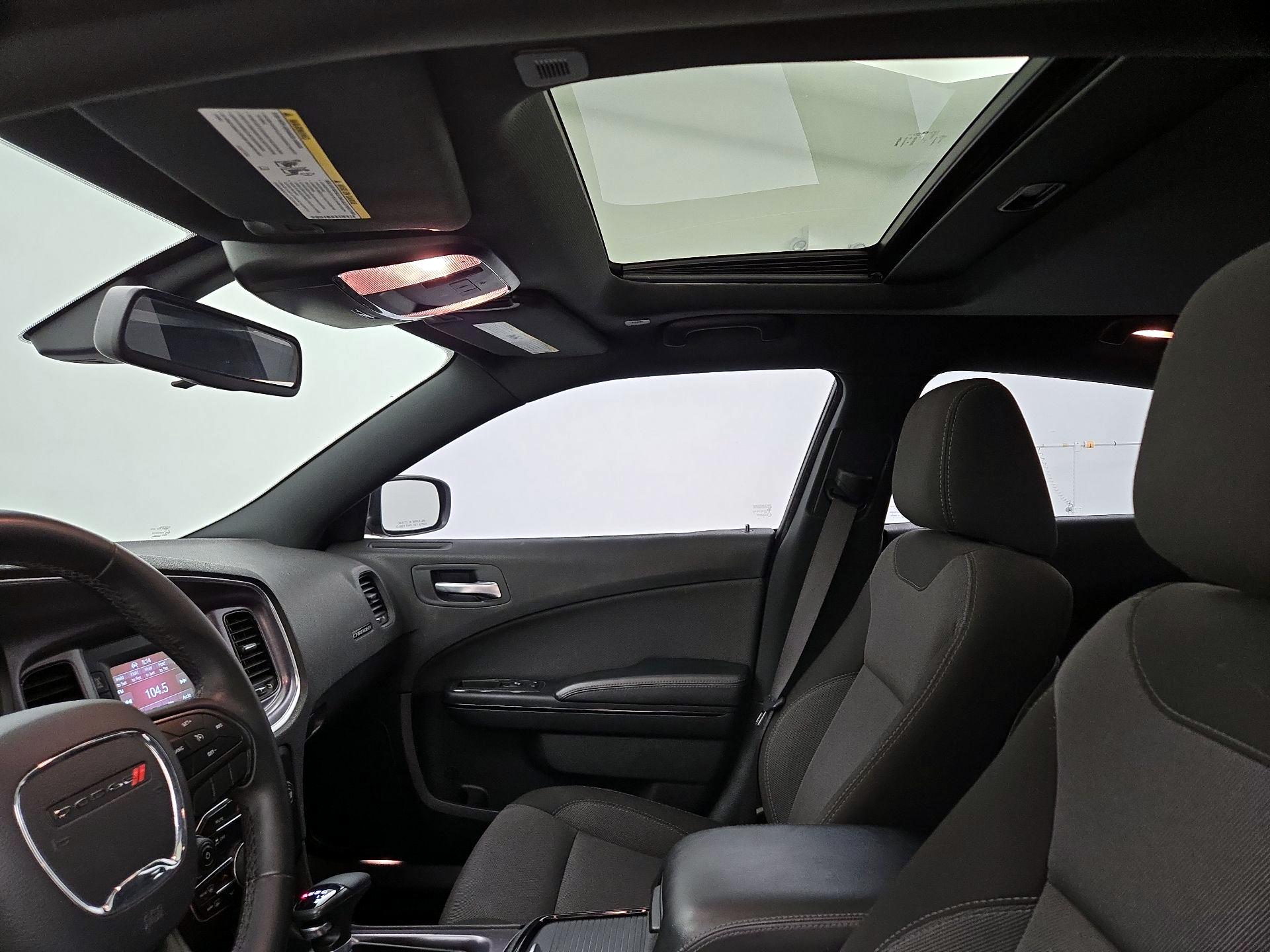 Thumbnail: 2017 Dodge Charger - 18