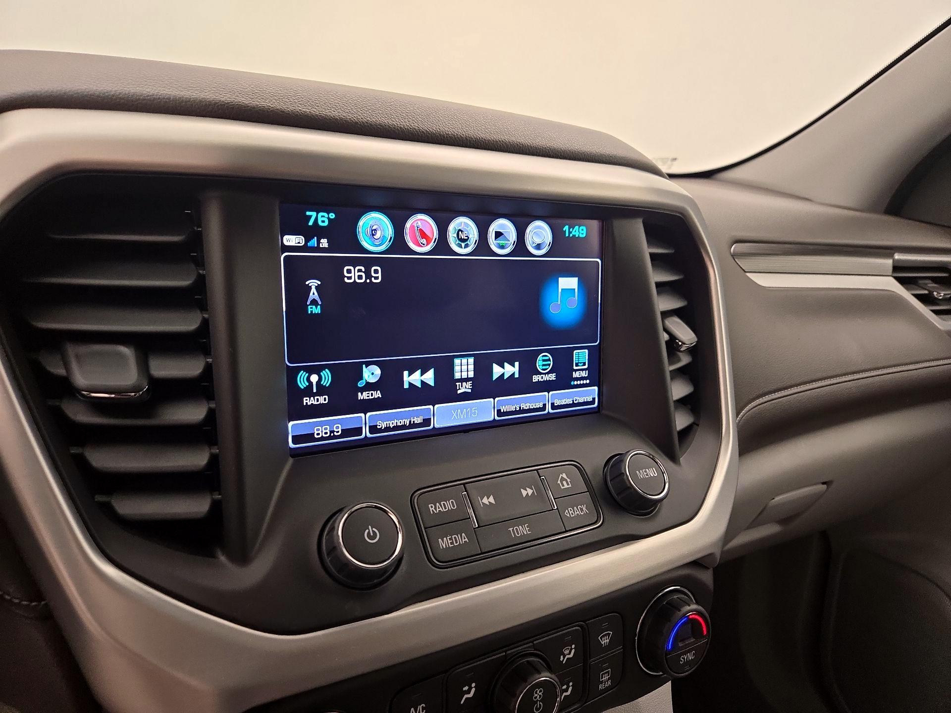 Thumbnail: 2017 GMC Acadia - 16