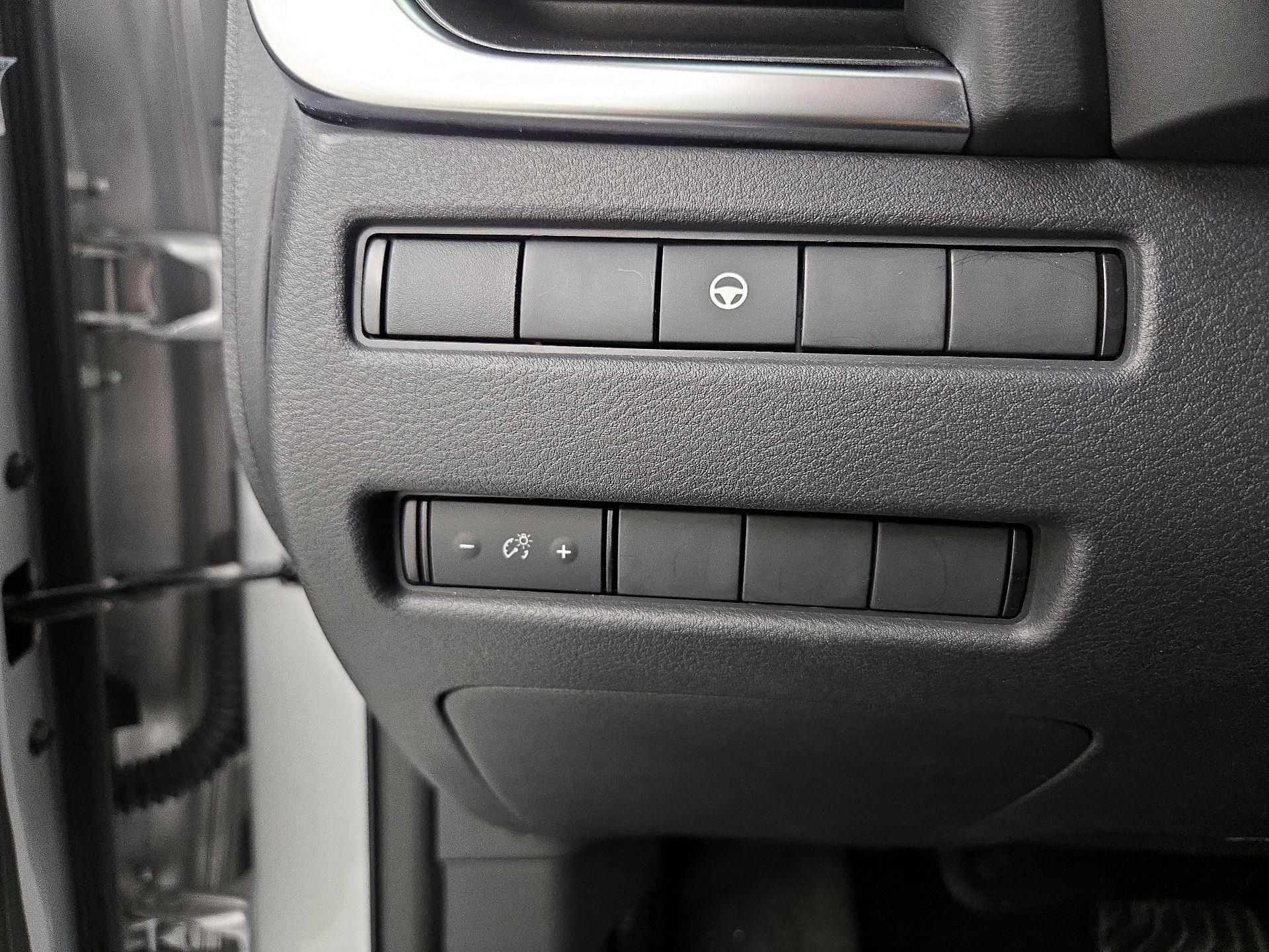 Thumbnail: 2023 Nissan Rogue - 13