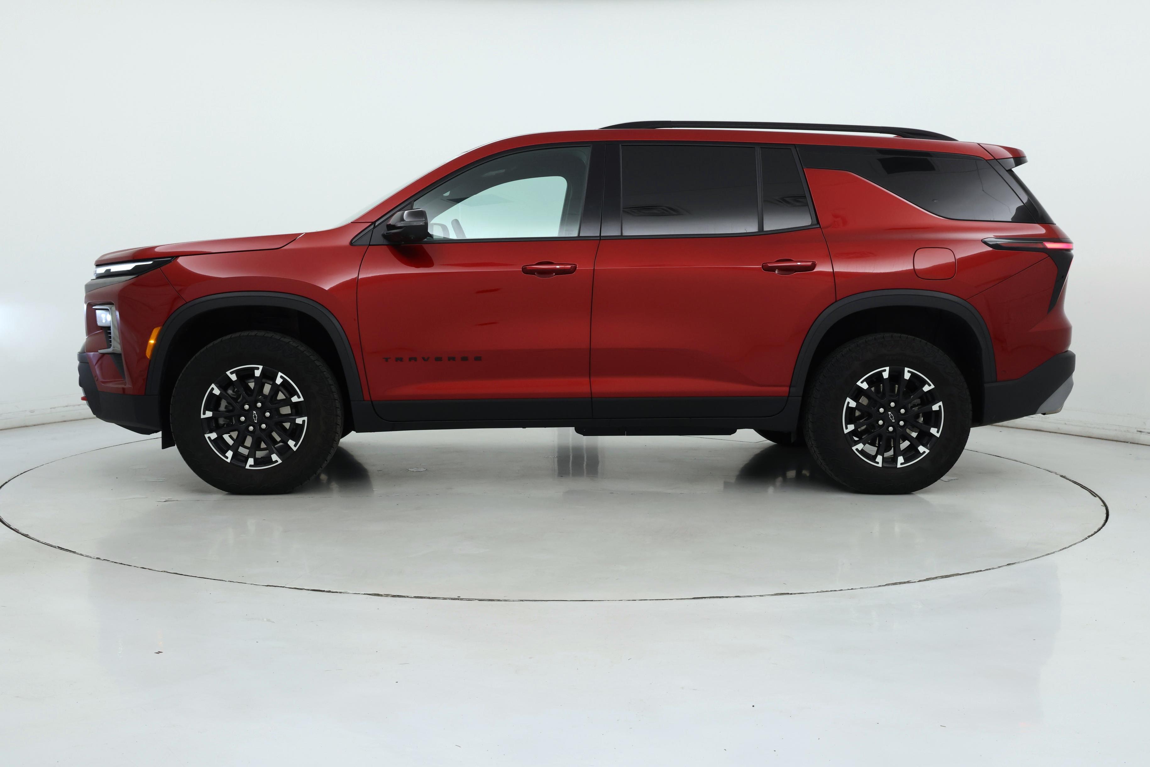 Thumbnail: 2024 Chevrolet Traverse - 3