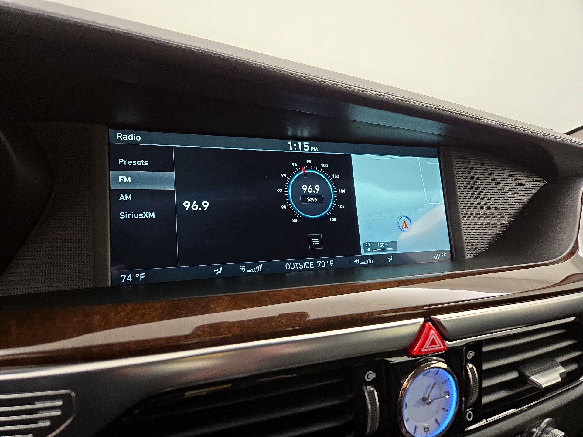 Thumbnail: 2017 Genesis G90 - 16