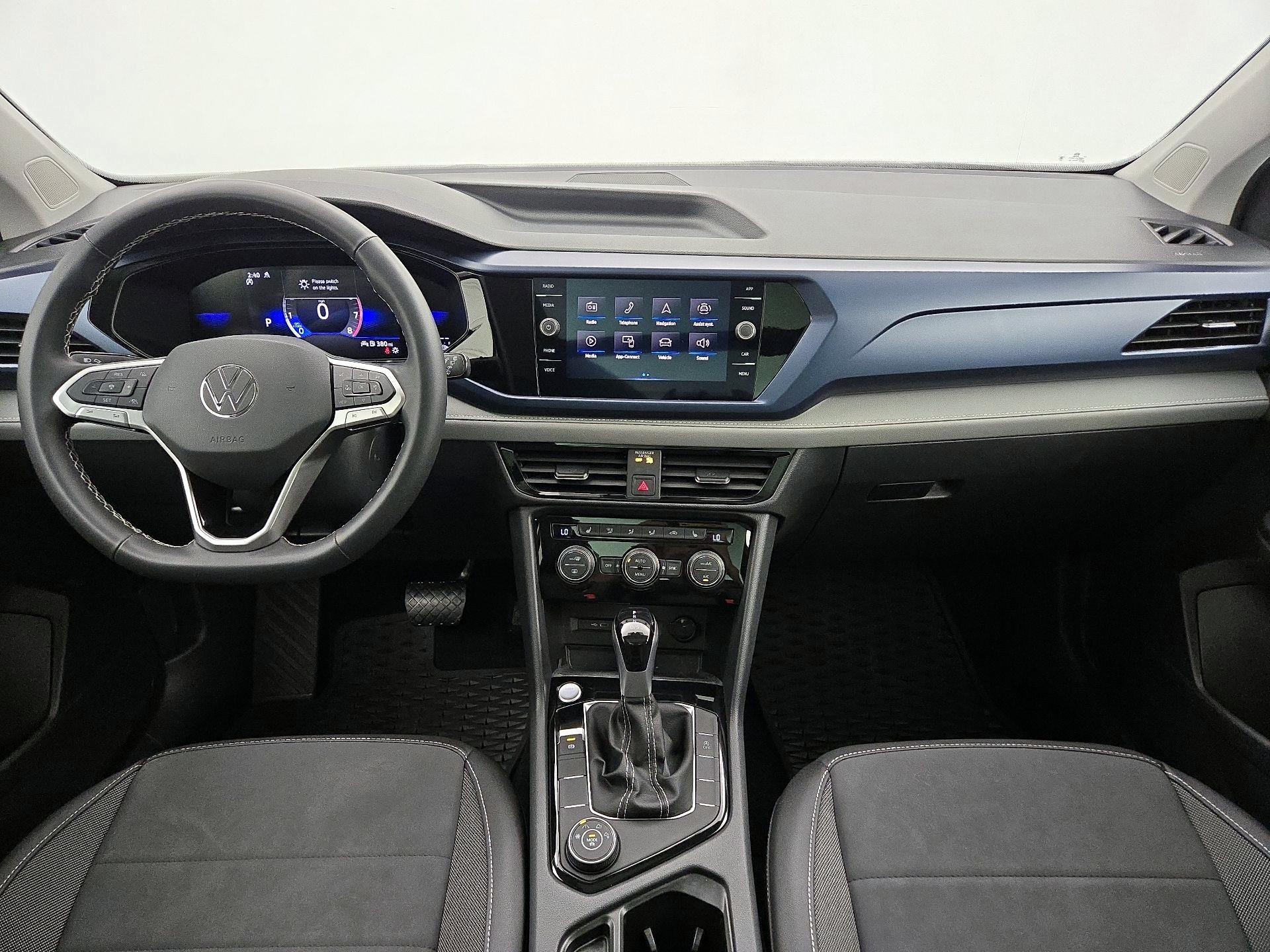 Thumbnail: 2024 Volkswagen Taos - 9