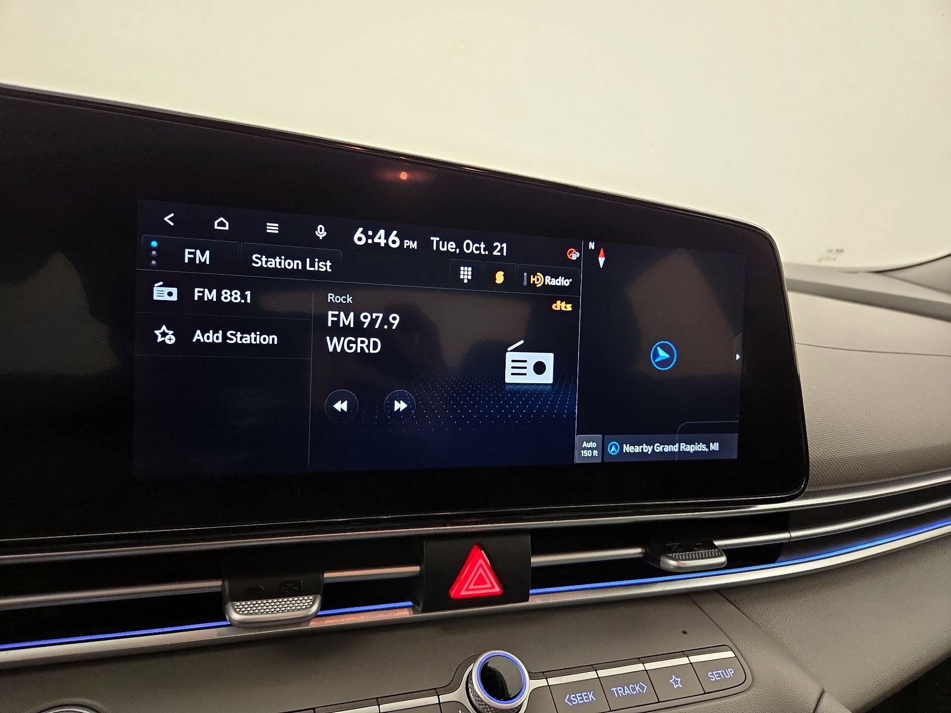 Thumbnail: 2024 Hyundai Elantra - 16