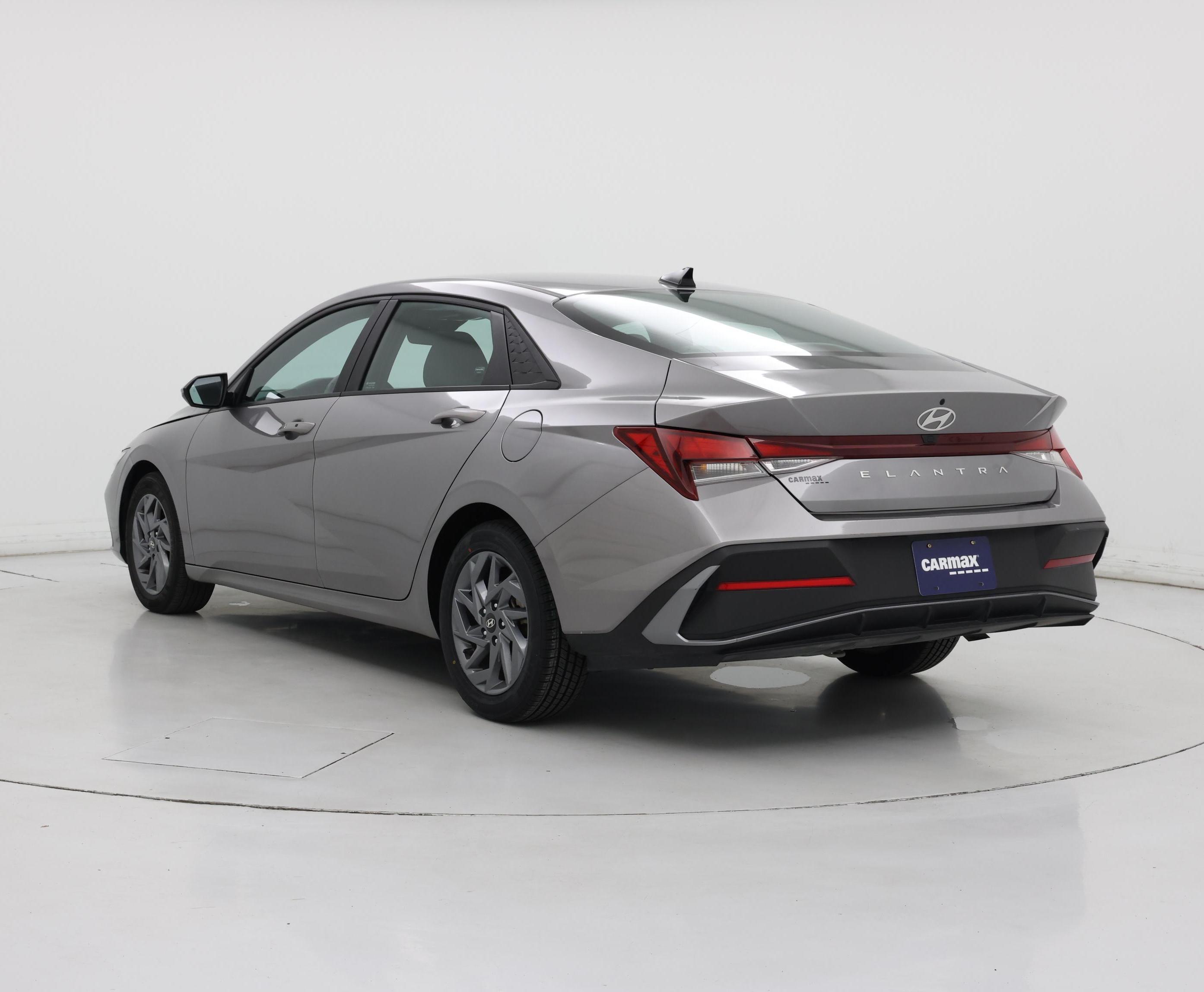 Thumbnail: 2024 Hyundai Elantra - 2