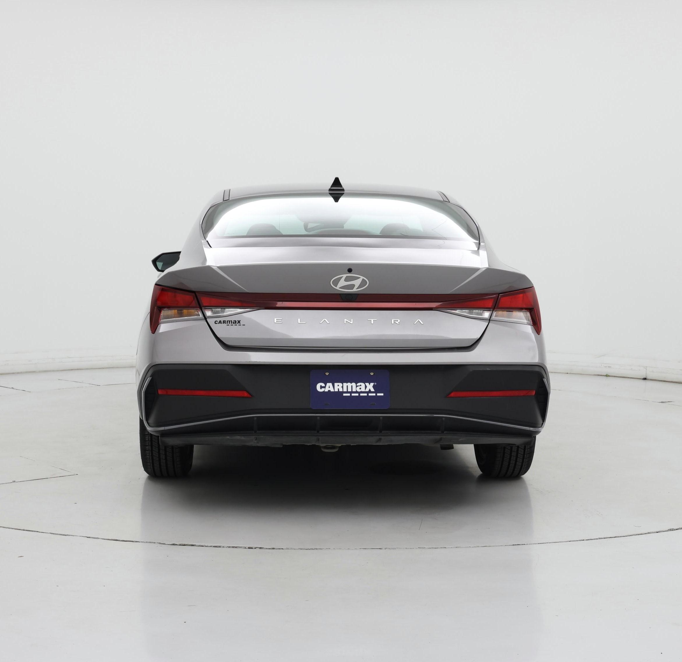 Thumbnail: 2024 Hyundai Elantra - 6