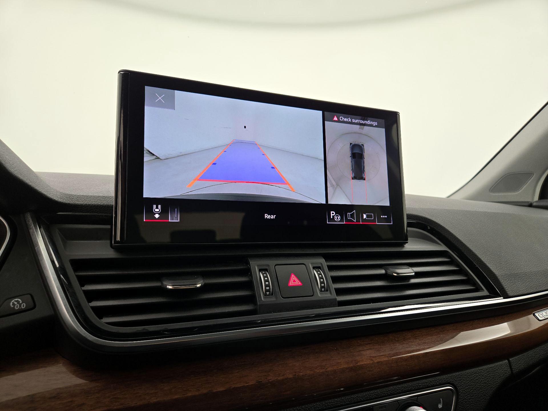 Thumbnail: 2023 Audi Q5 - 15