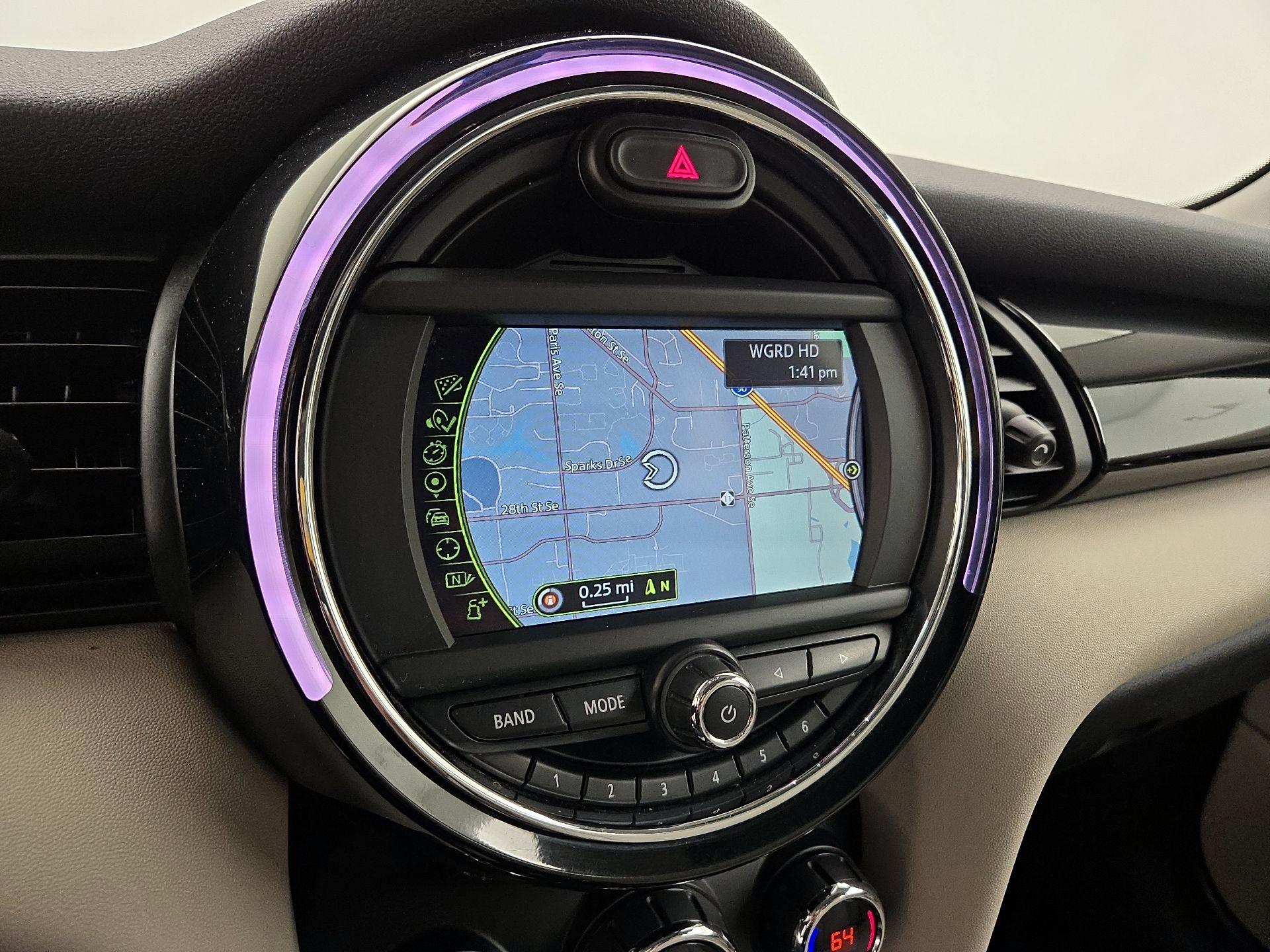 Thumbnail: 2015 MINI Cooper Hardtop - 14