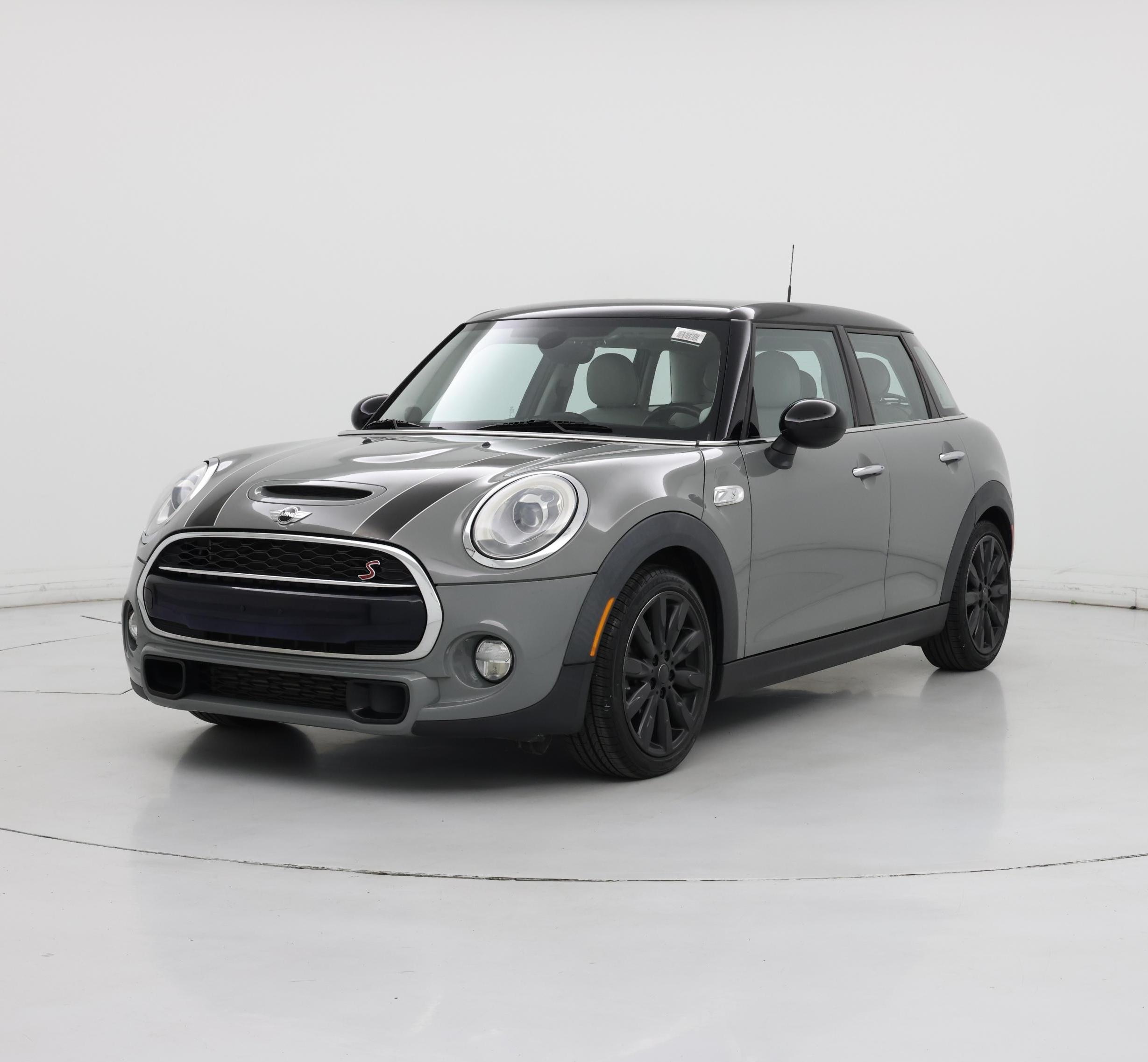 Thumbnail: 2015 MINI Cooper Hardtop - 4