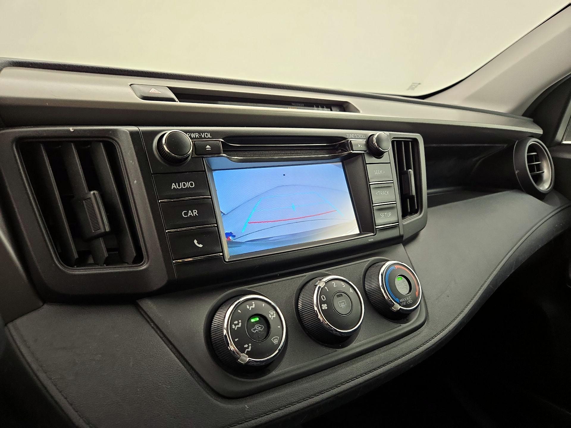 Thumbnail: 2017 Toyota RAV4 - 14