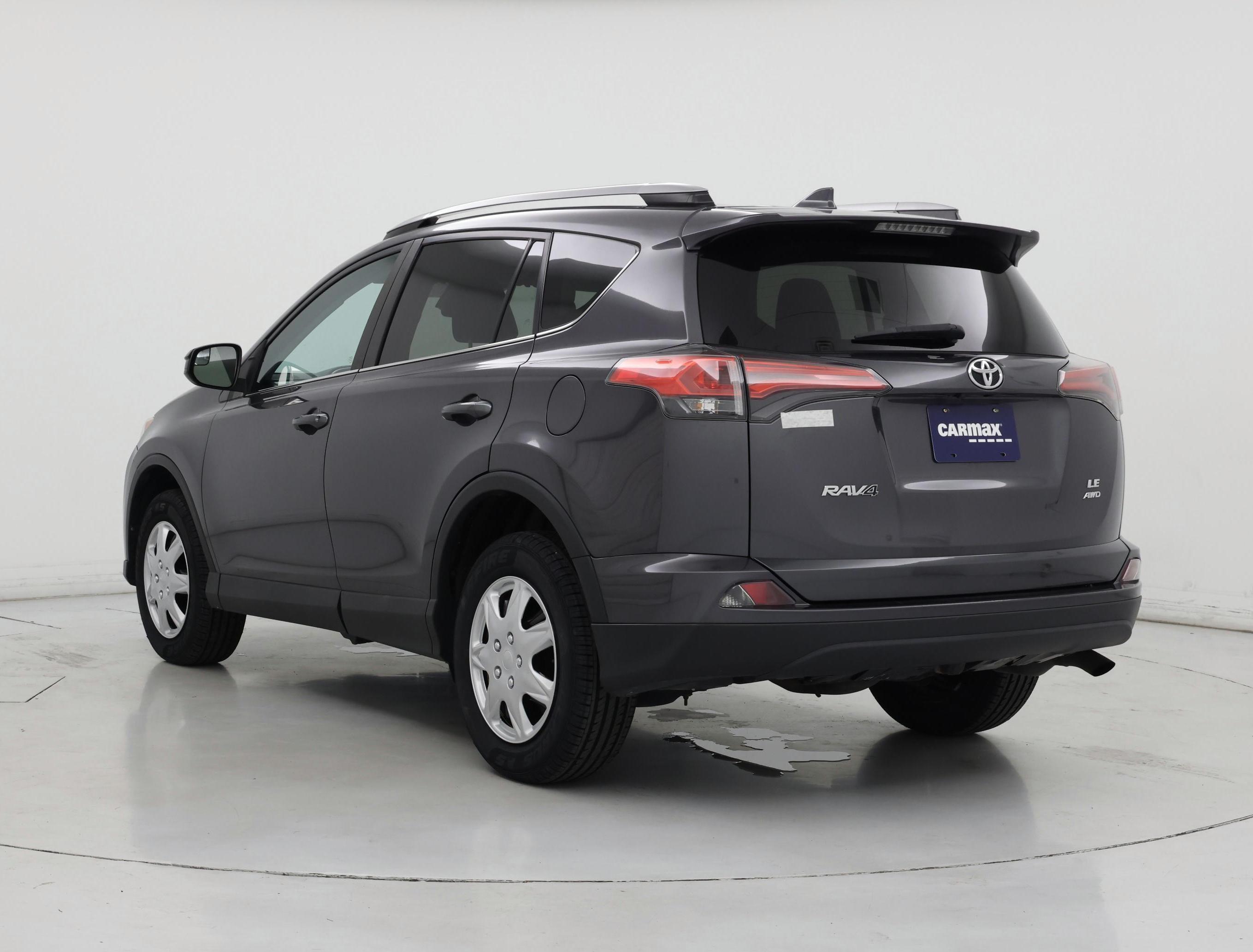 Thumbnail: 2017 Toyota RAV4 - 2