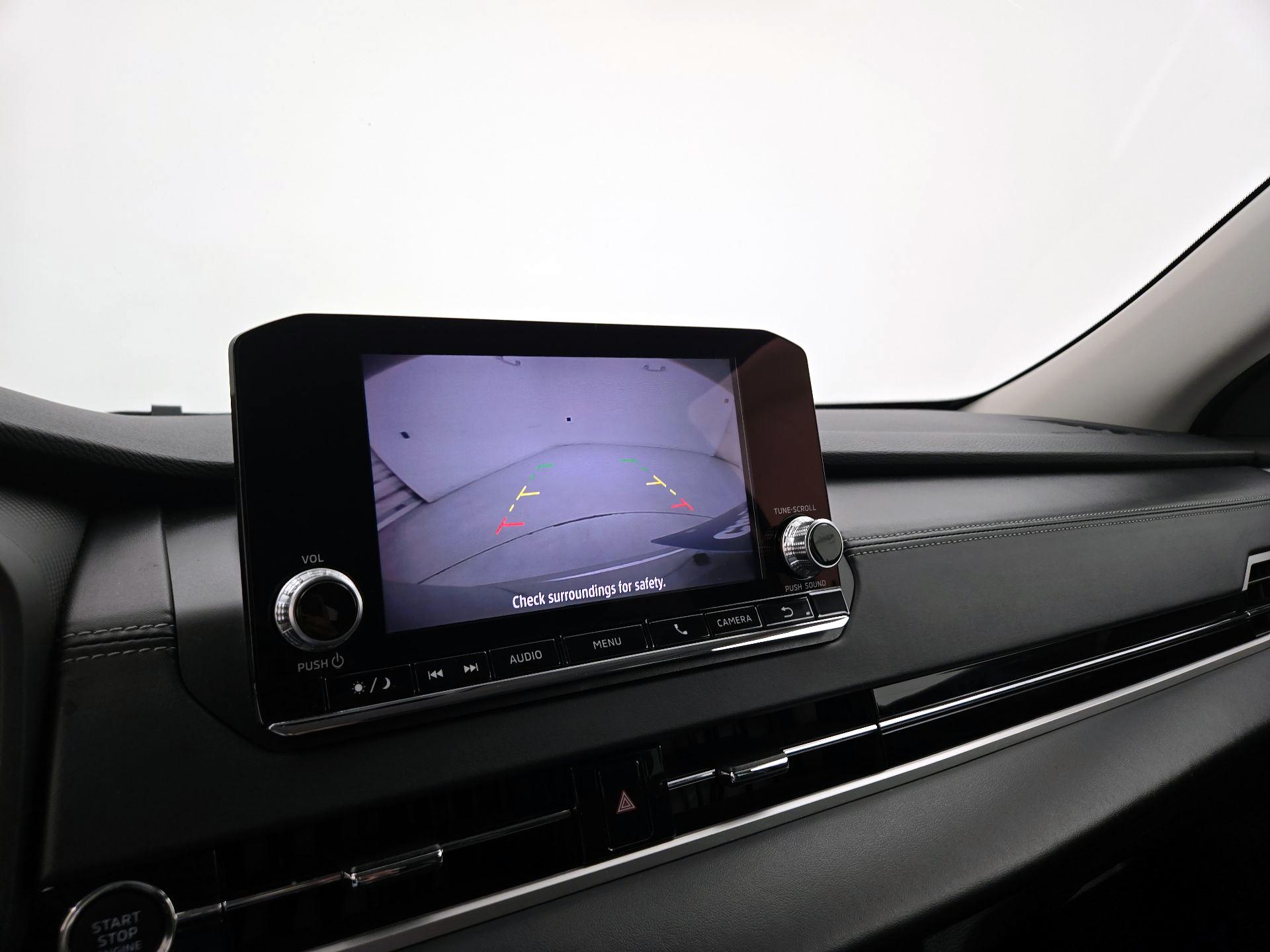 Thumbnail: 2023 Mitsubishi Outlander - 14