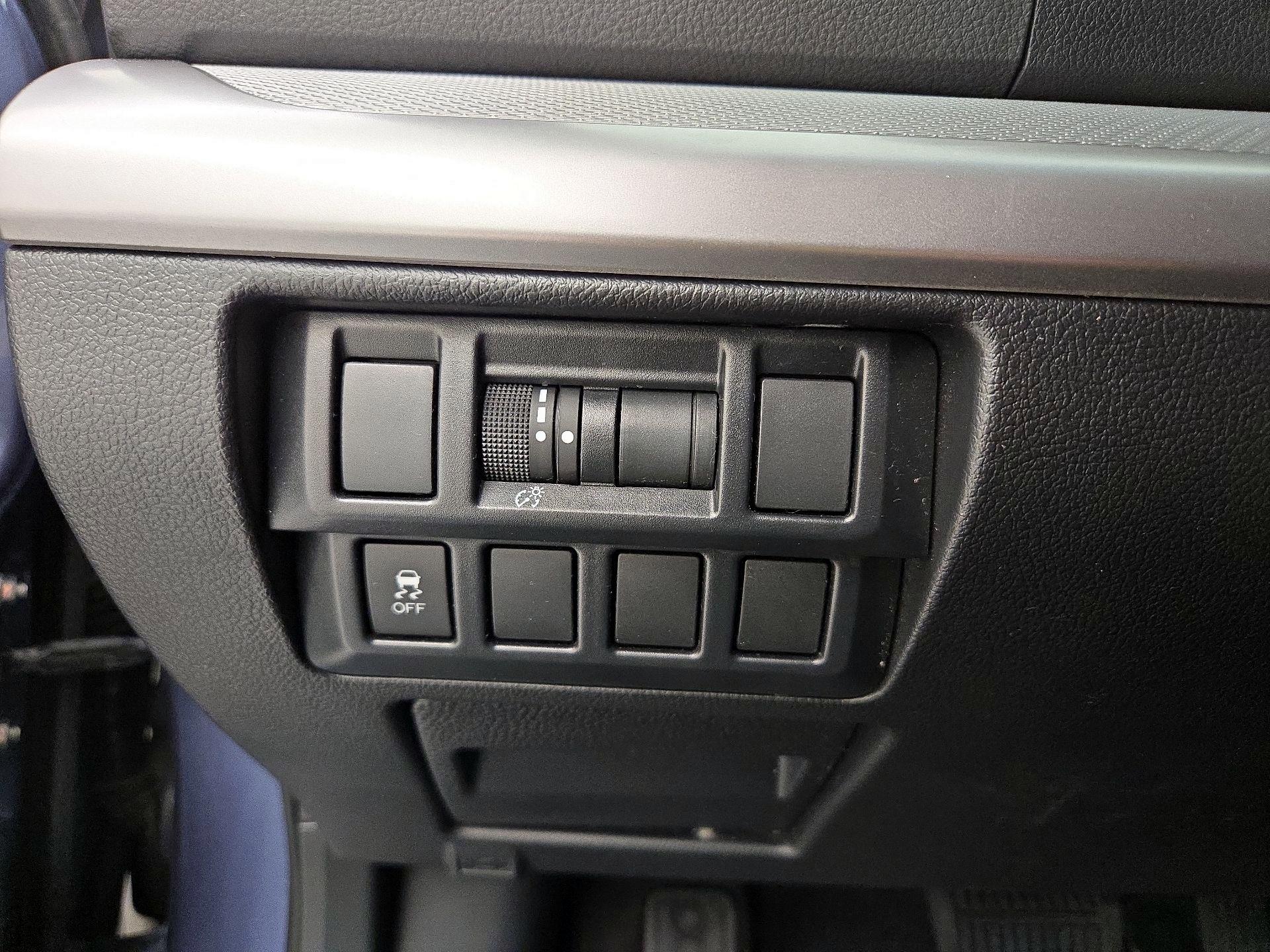 Thumbnail: 2015 Subaru Outback - 13