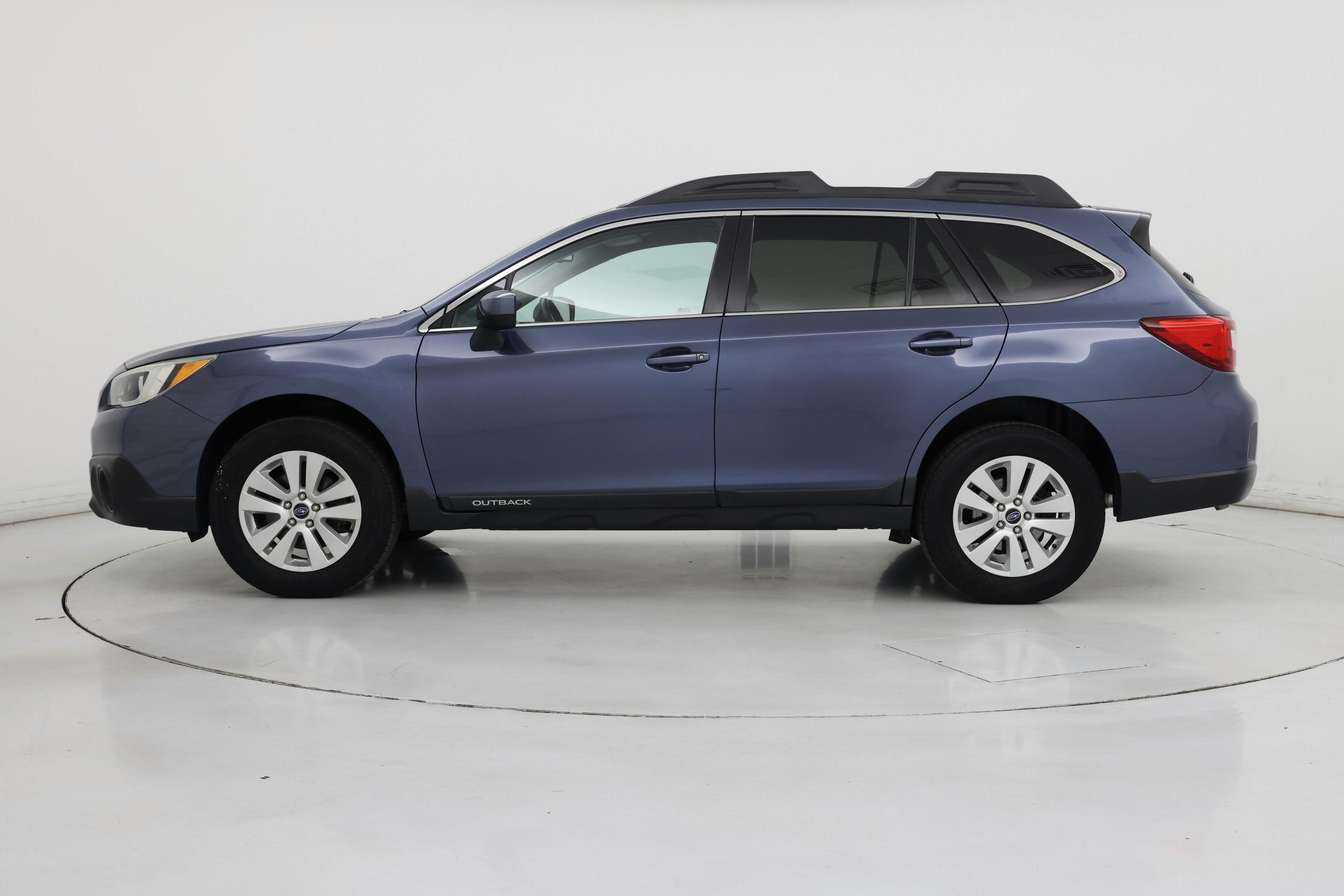 Thumbnail: 2015 Subaru Outback - 3