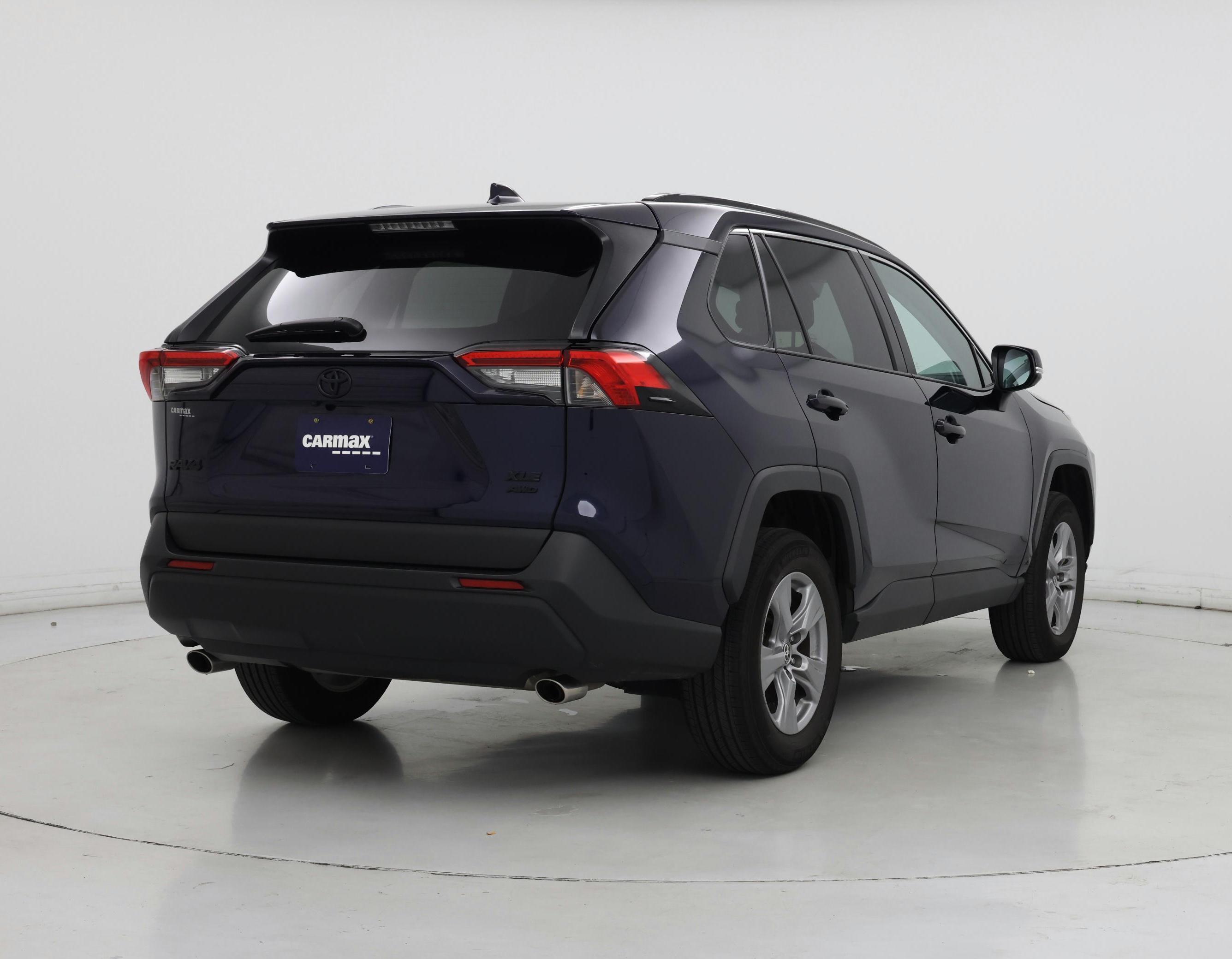 Thumbnail: 2023 Toyota RAV4 - 8