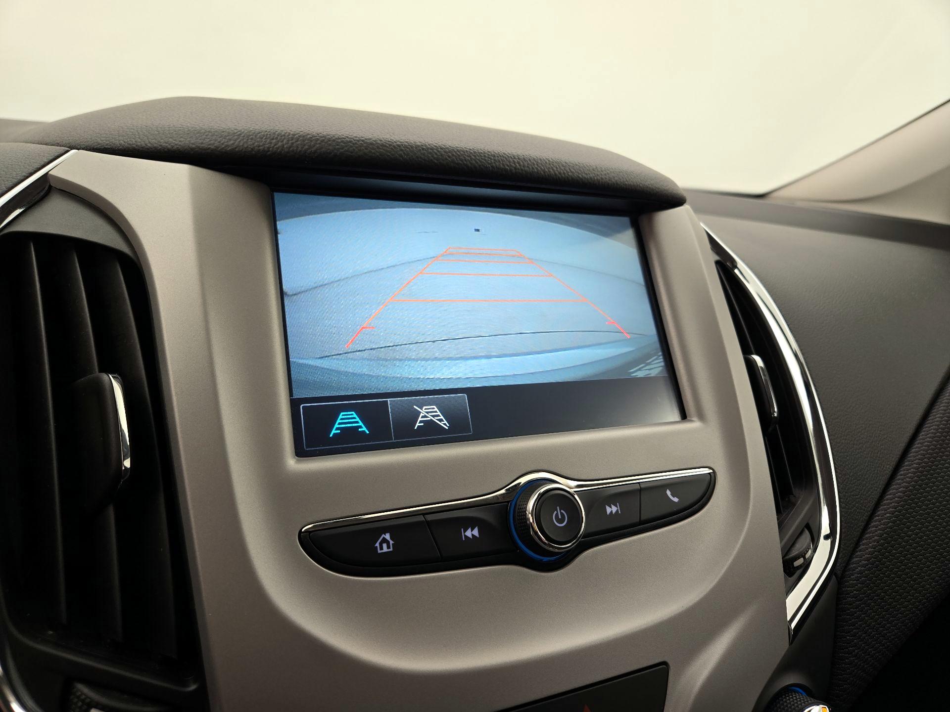 Thumbnail: 2017 Chevrolet Cruze - 14