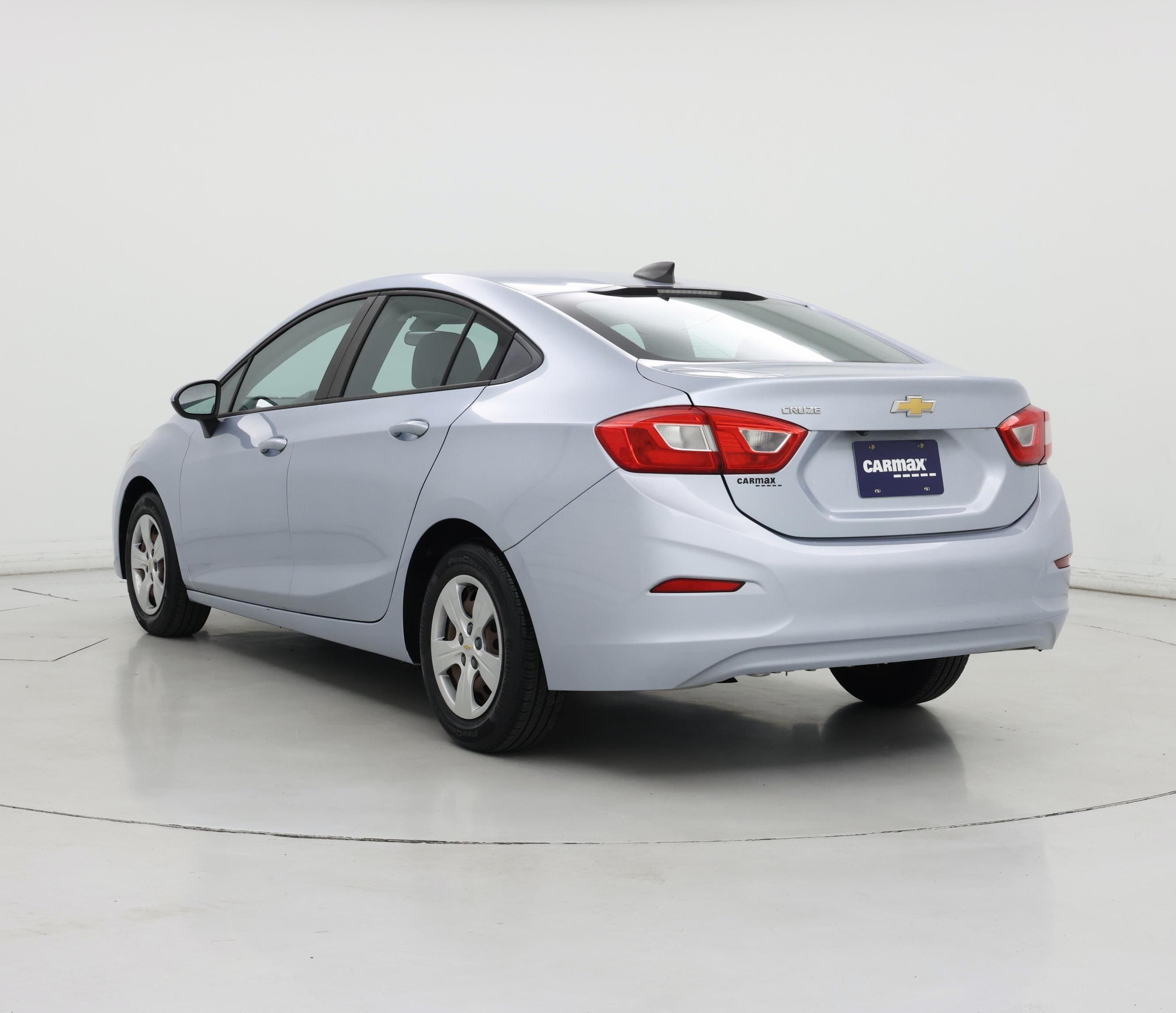 Thumbnail: 2017 Chevrolet Cruze - 2