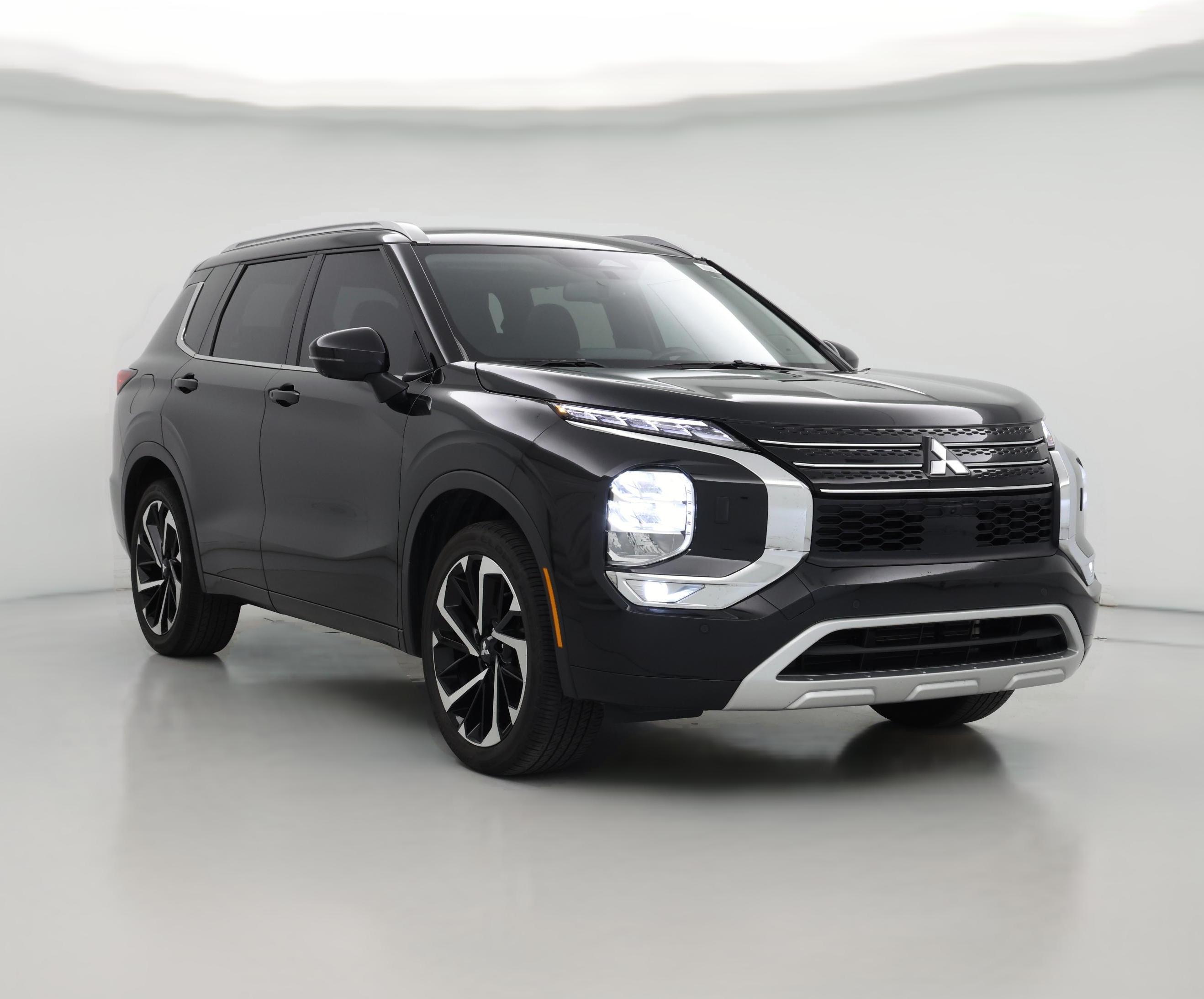 Thumbnail: 2024 Mitsubishi Outlander - 1