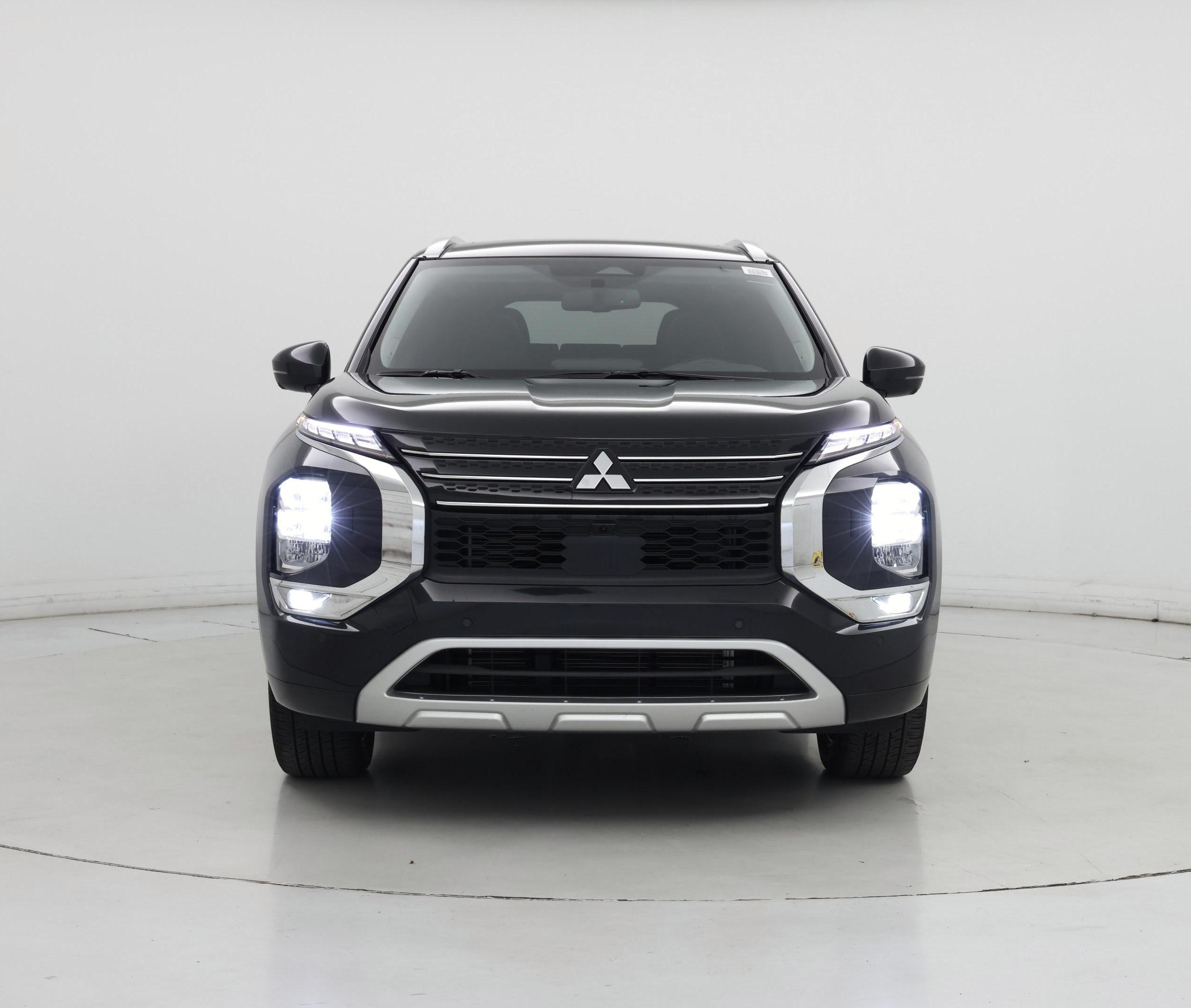 Thumbnail: 2024 Mitsubishi Outlander - 5