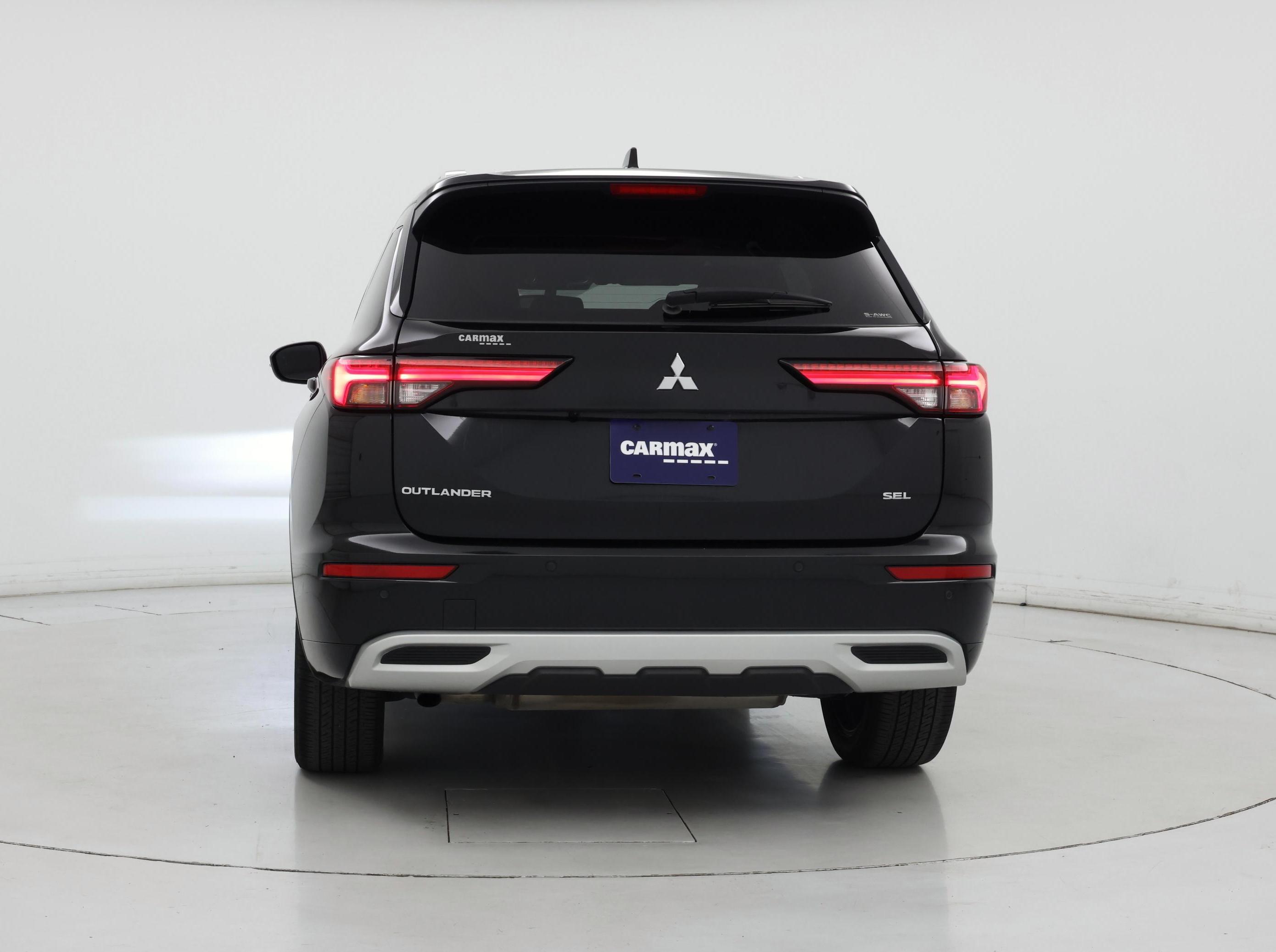 Thumbnail: 2024 Mitsubishi Outlander - 6