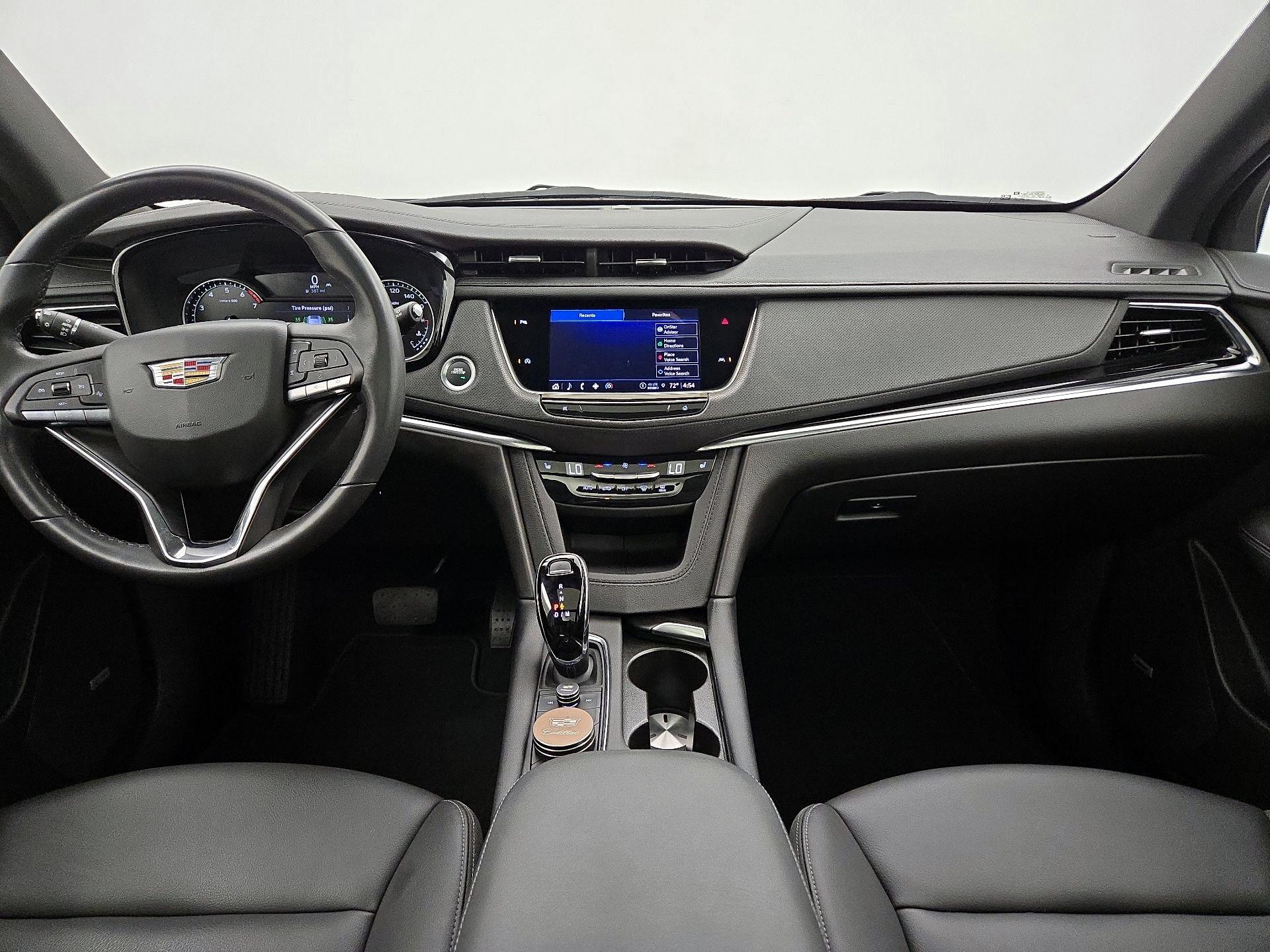 Thumbnail: 2023 Cadillac XT6 - 9
