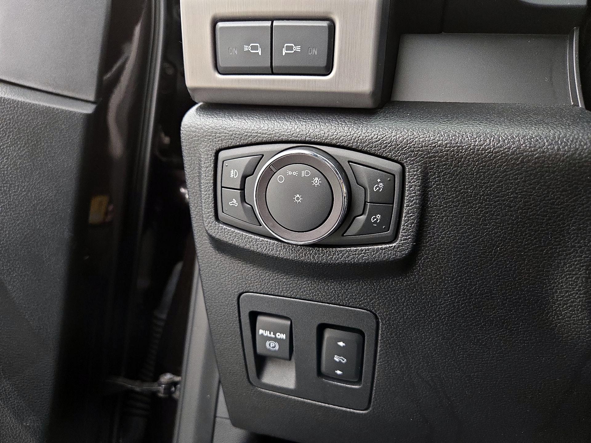 Thumbnail: 2019 Ford F-150 - 13