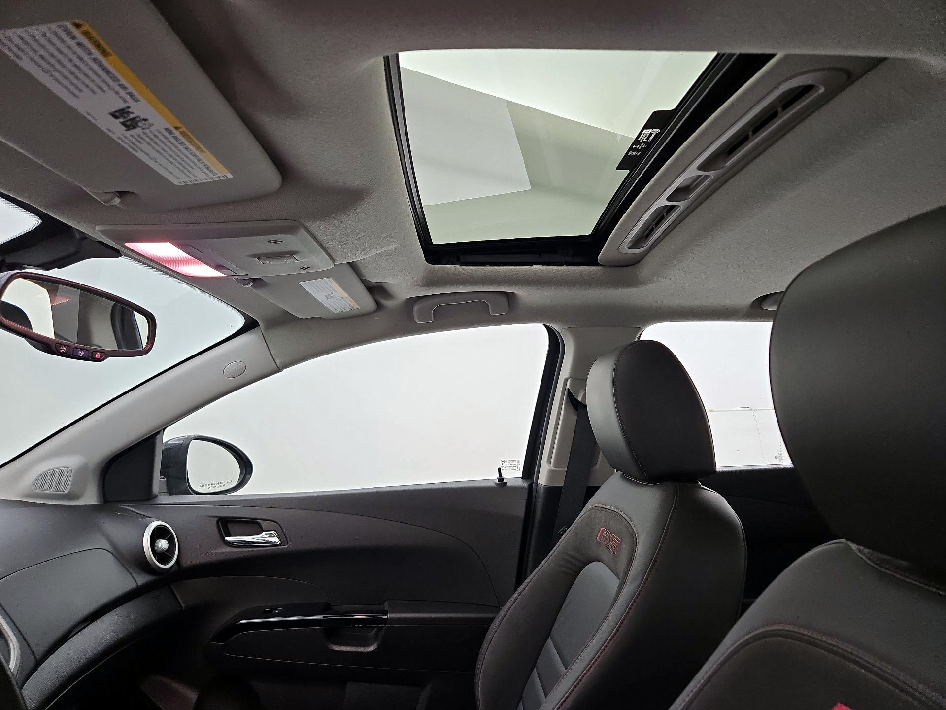 Thumbnail: 2015 Chevrolet Sonic - 19