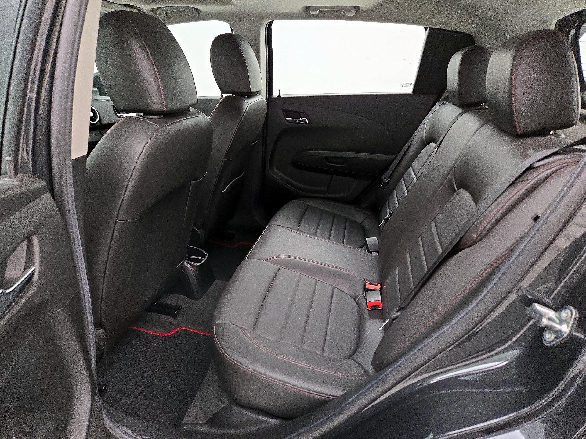 Thumbnail: 2015 Chevrolet Sonic - 20