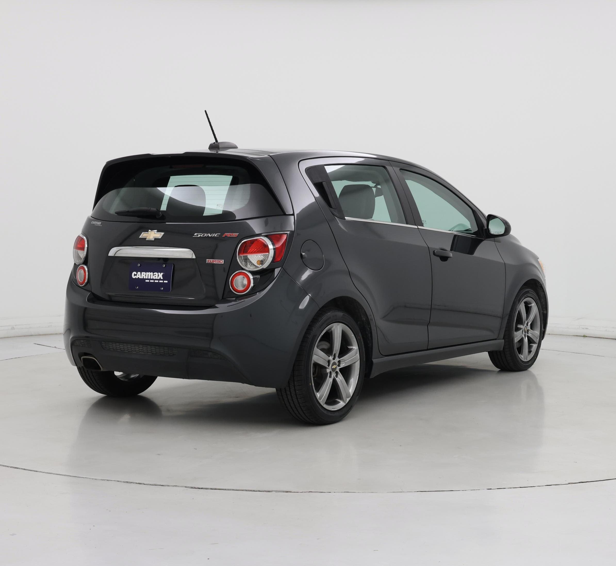 Thumbnail: 2015 Chevrolet Sonic - 8
