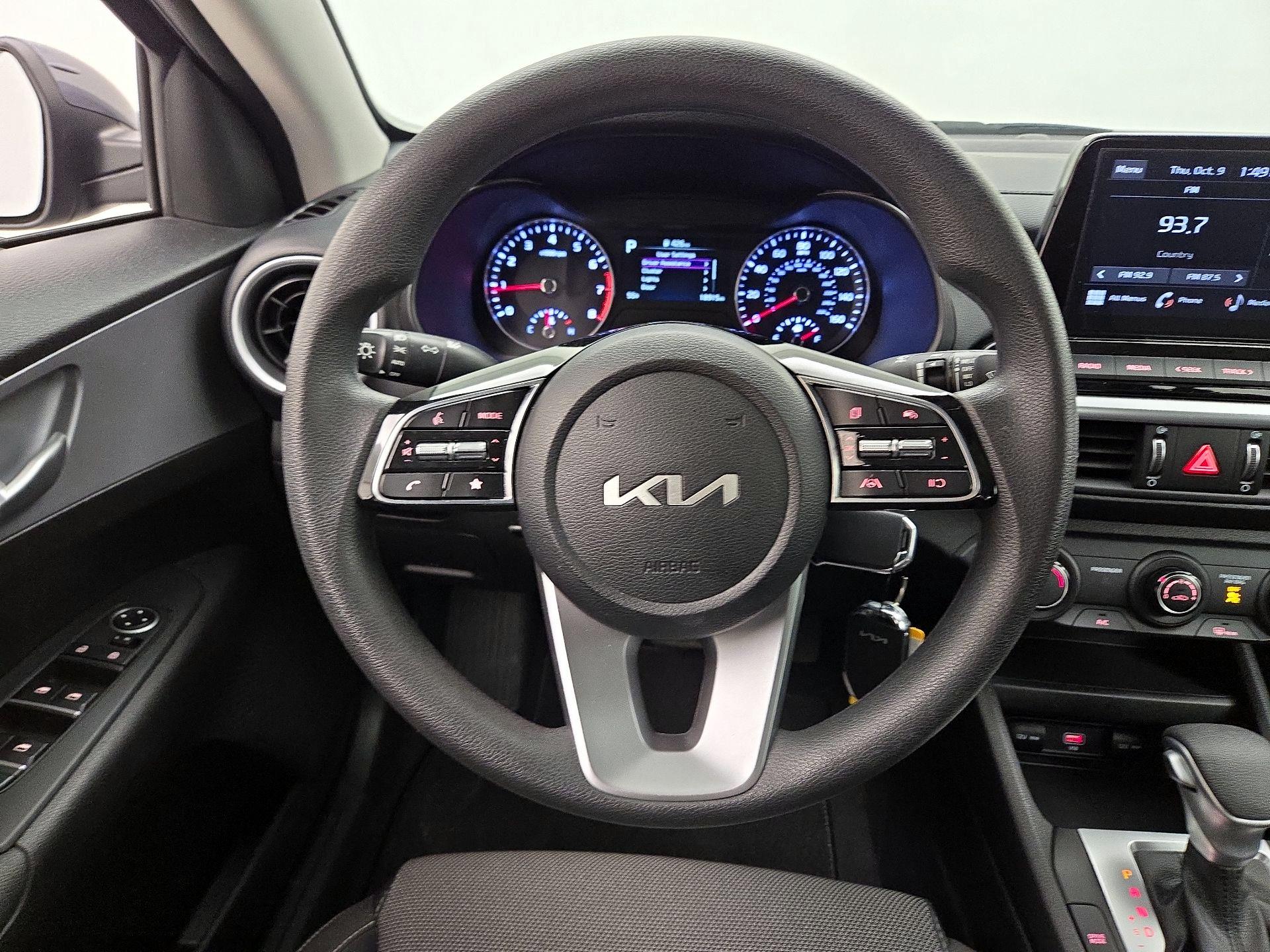 Thumbnail: 2023 Kia Forte - 10