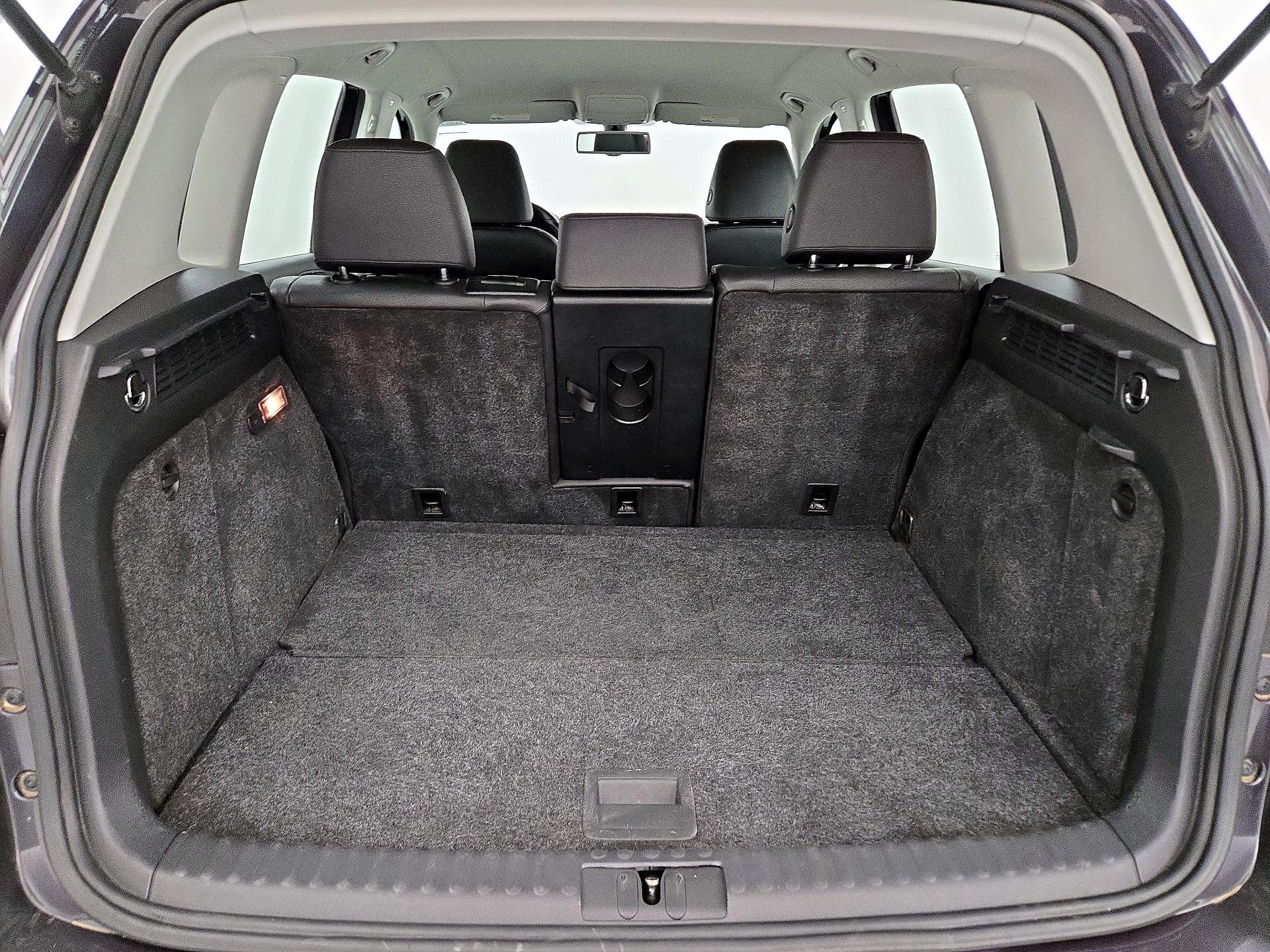 Thumbnail: 2016 Volkswagen Tiguan - 20