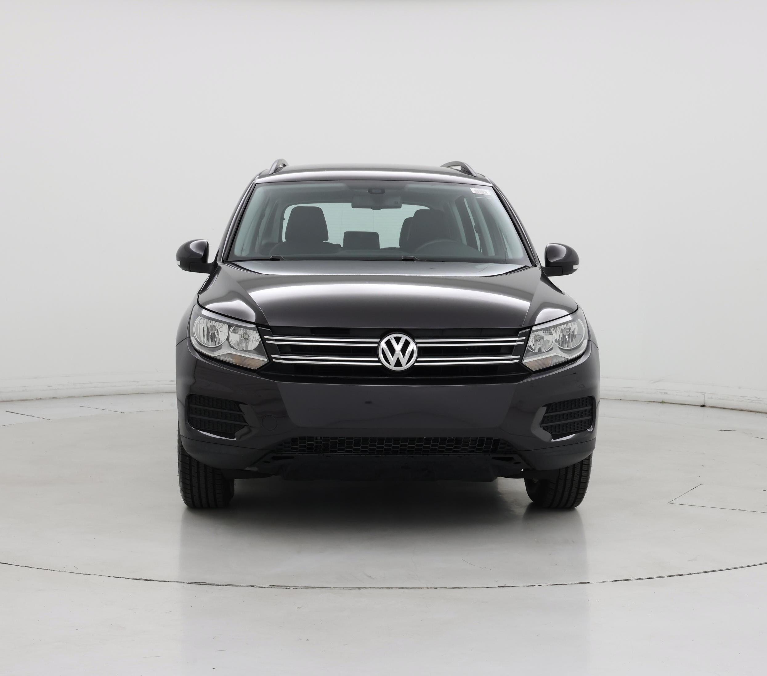 Thumbnail: 2016 Volkswagen Tiguan - 5