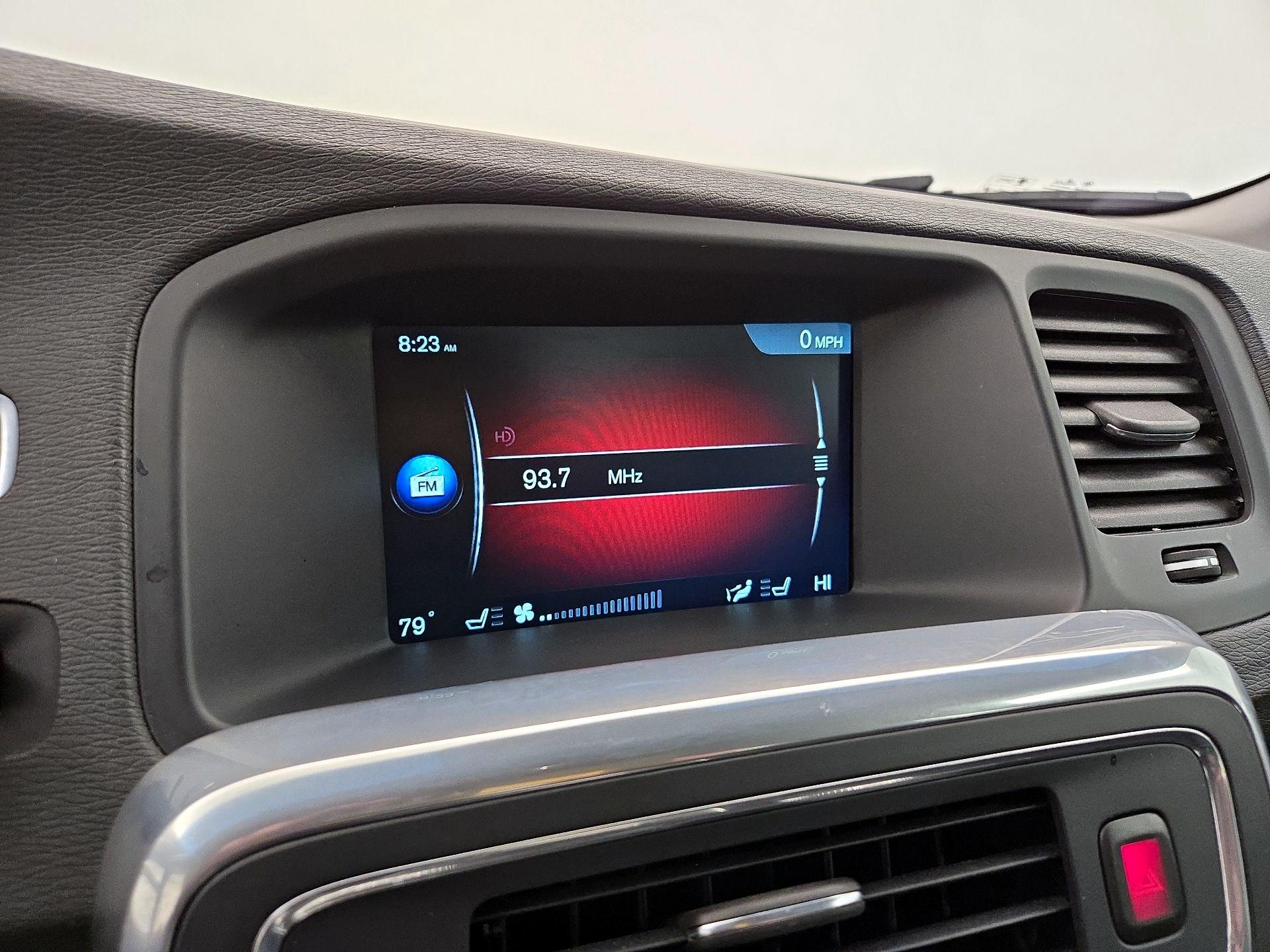 Thumbnail: 2016 Volvo S60 - 15