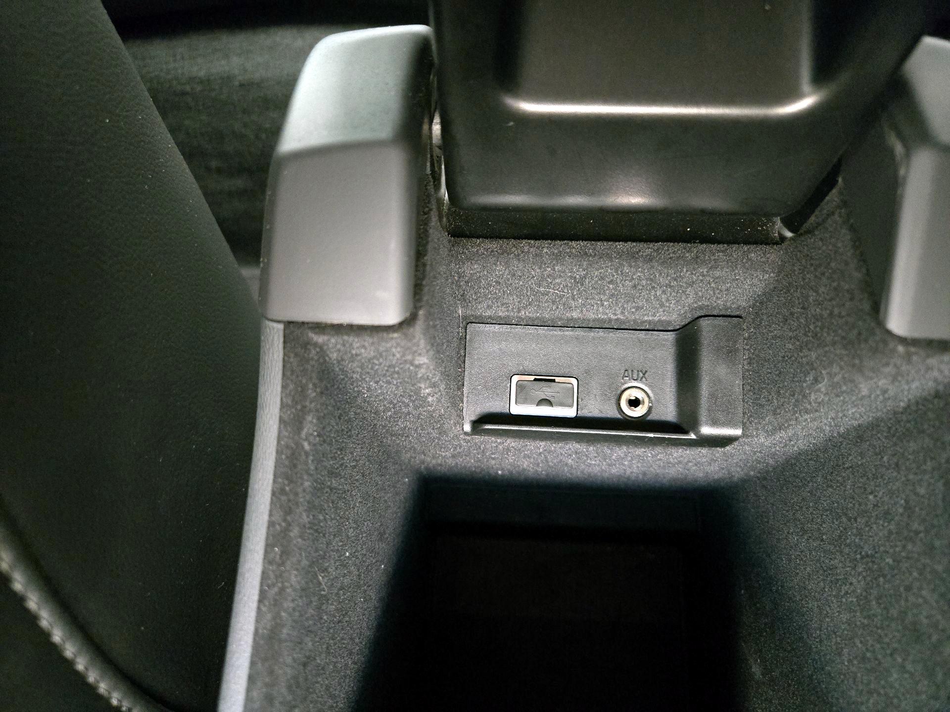 Thumbnail: 2016 Volvo S60 - 18