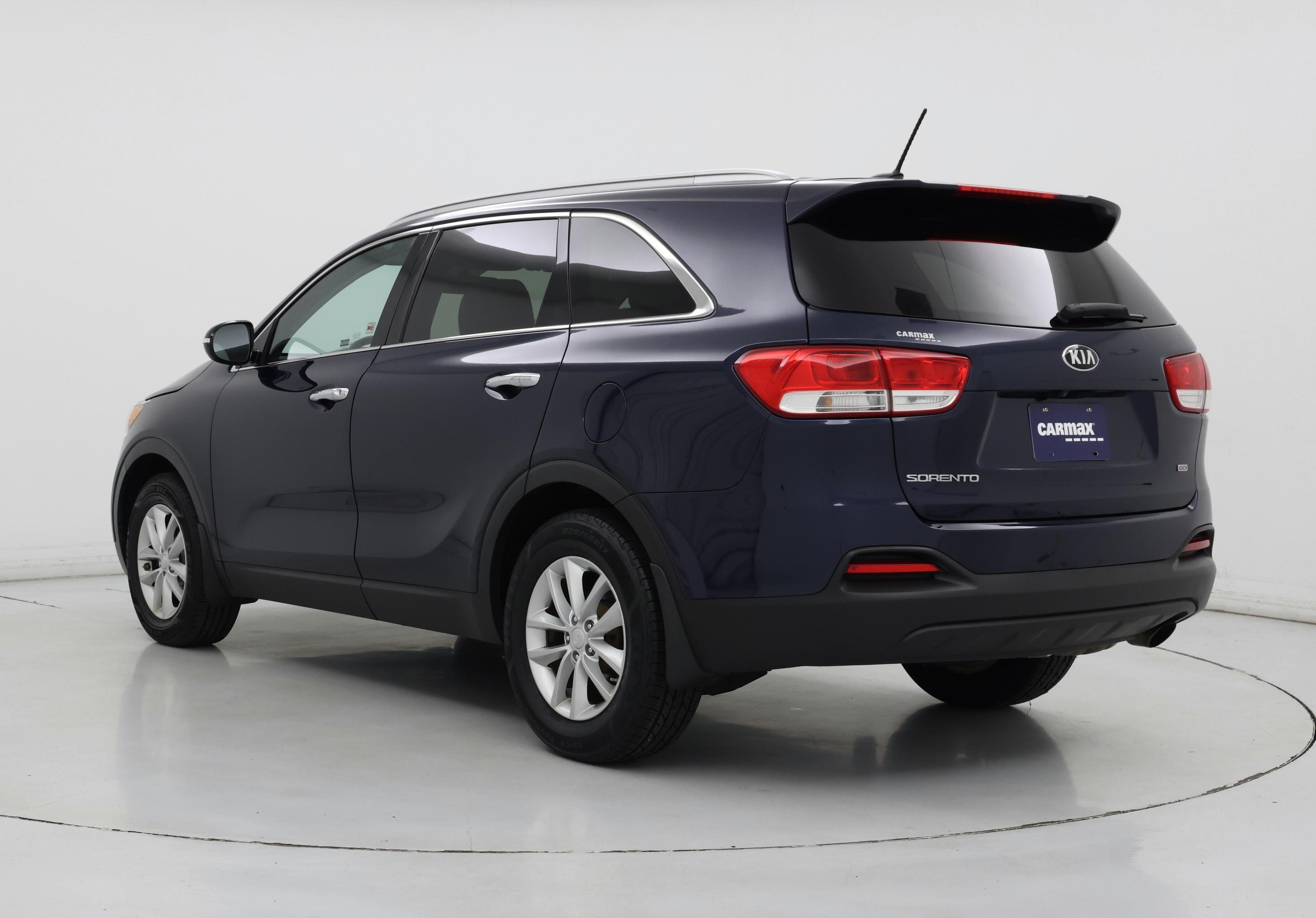 Thumbnail: 2017 Kia Sorento - 2