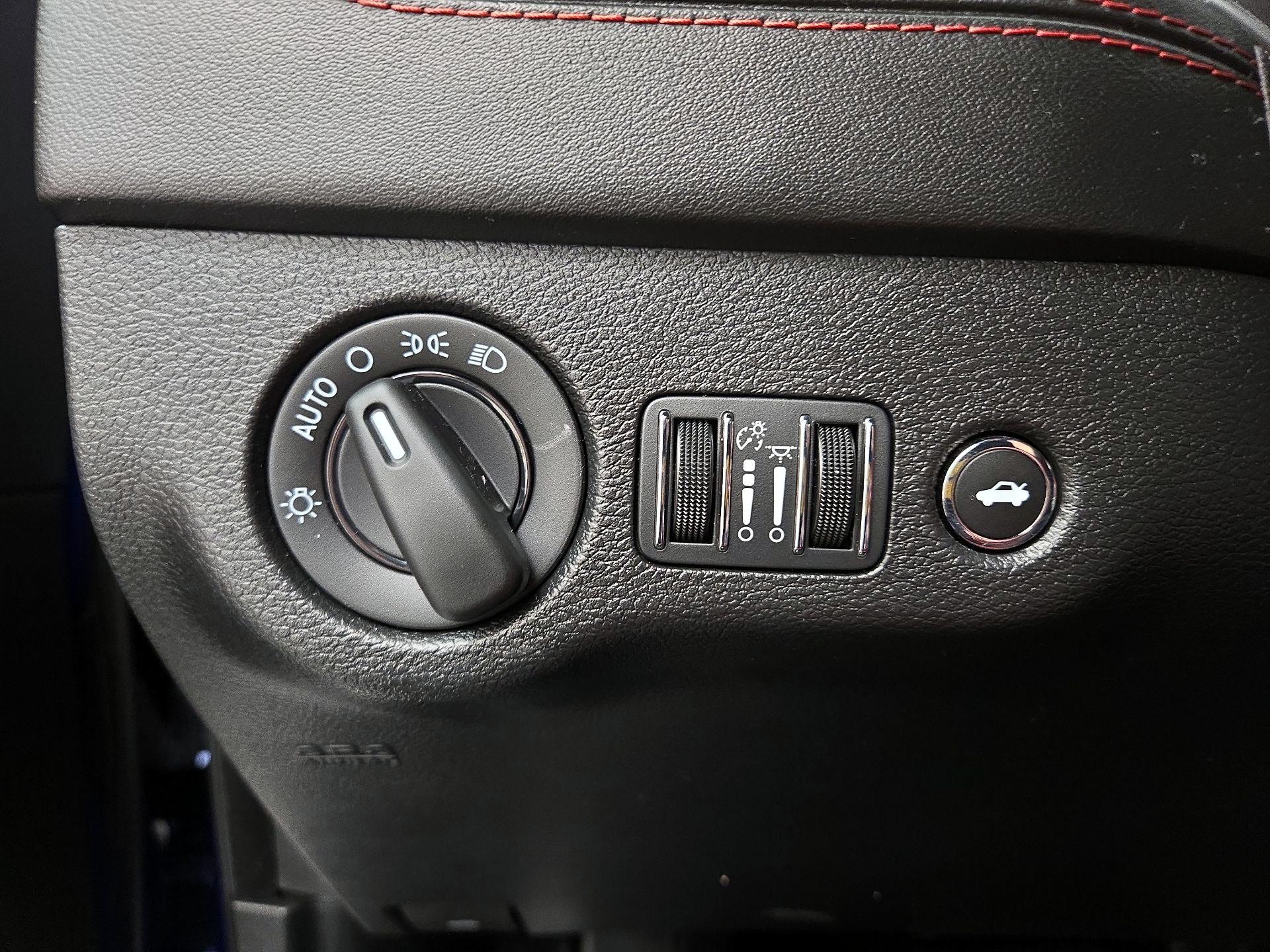 Thumbnail: 2022 Dodge Charger - 13