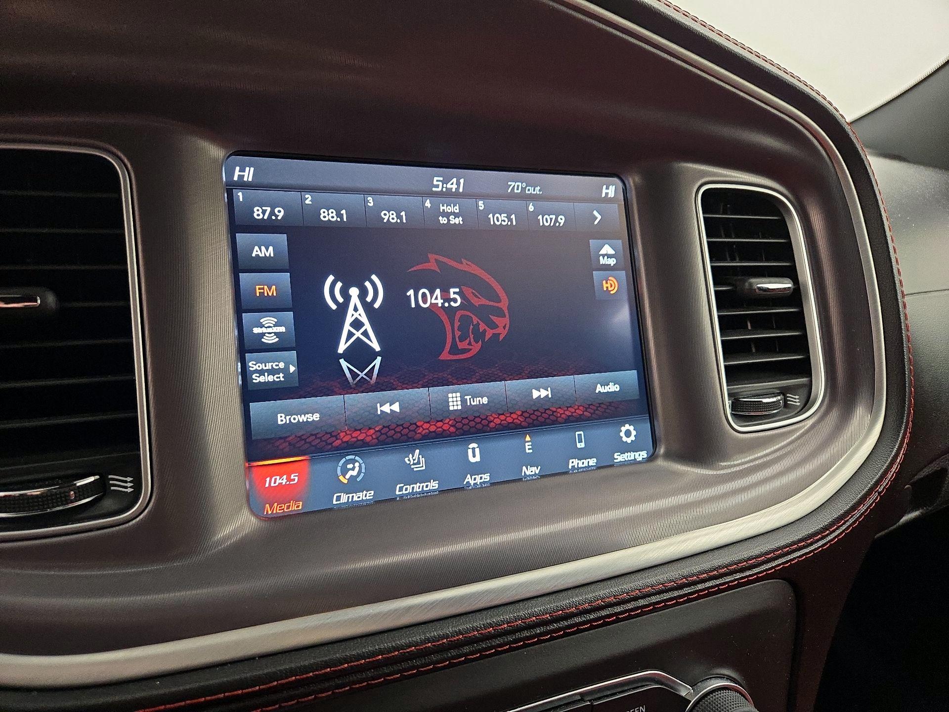 Thumbnail: 2022 Dodge Charger - 16